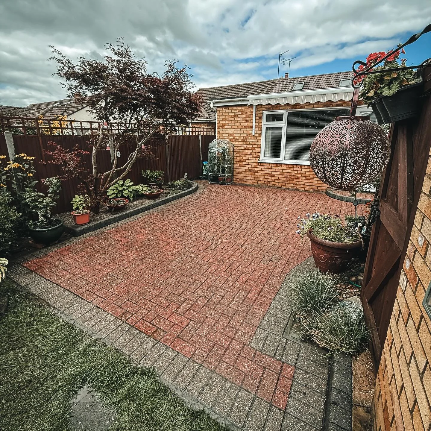 Book in with us this Spring☀️

Get those outside areas looking summer ready! 

Pressure Washing / Steam Cleaning

Residential &amp; Commercial areas. 

Driveways, Patios, Walls, Fire Exits, Walkways, oil spills&hellip;you name it, we can clean it. 

