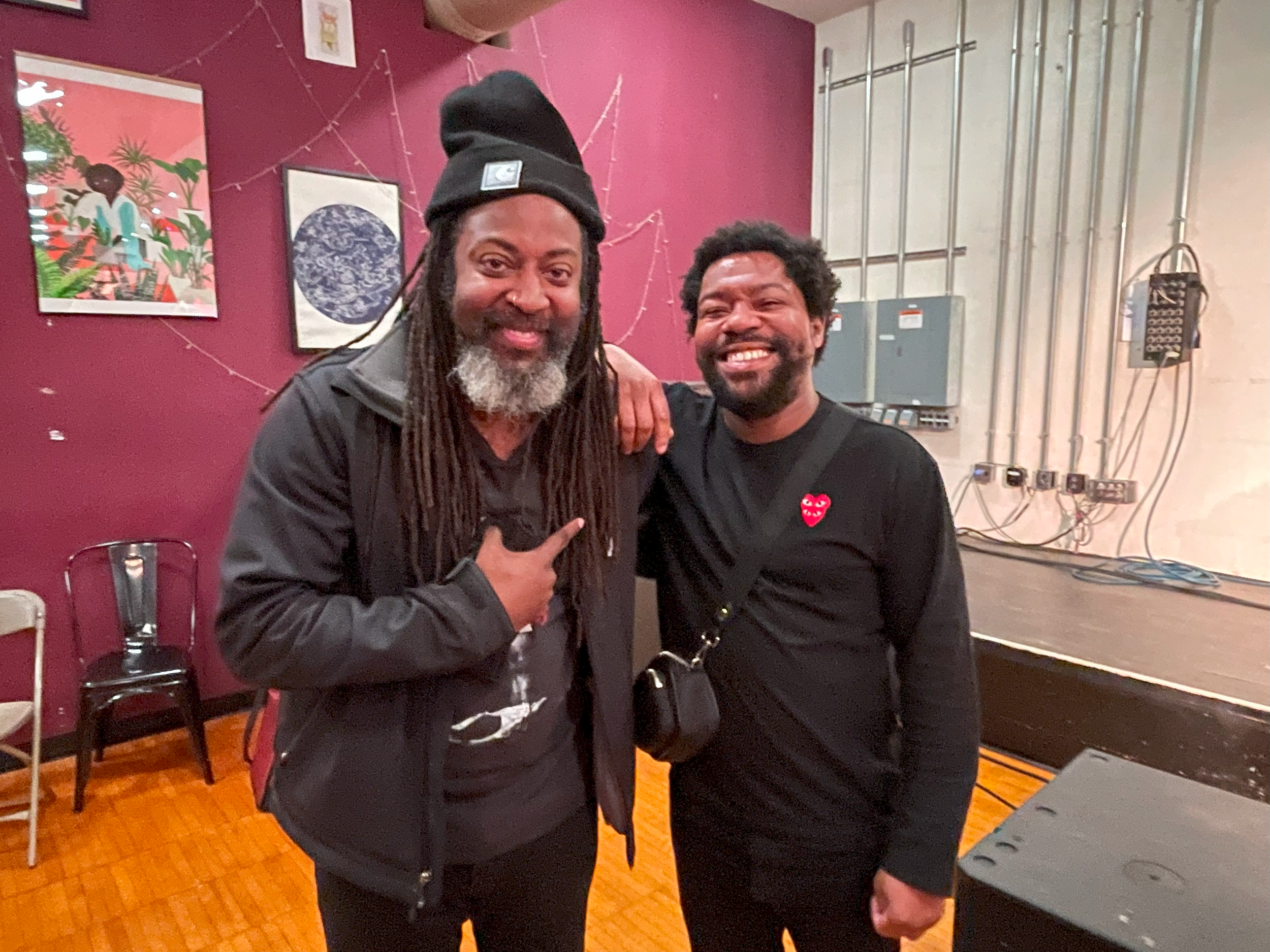 Chris Coles Gleam ft. Floco Torres