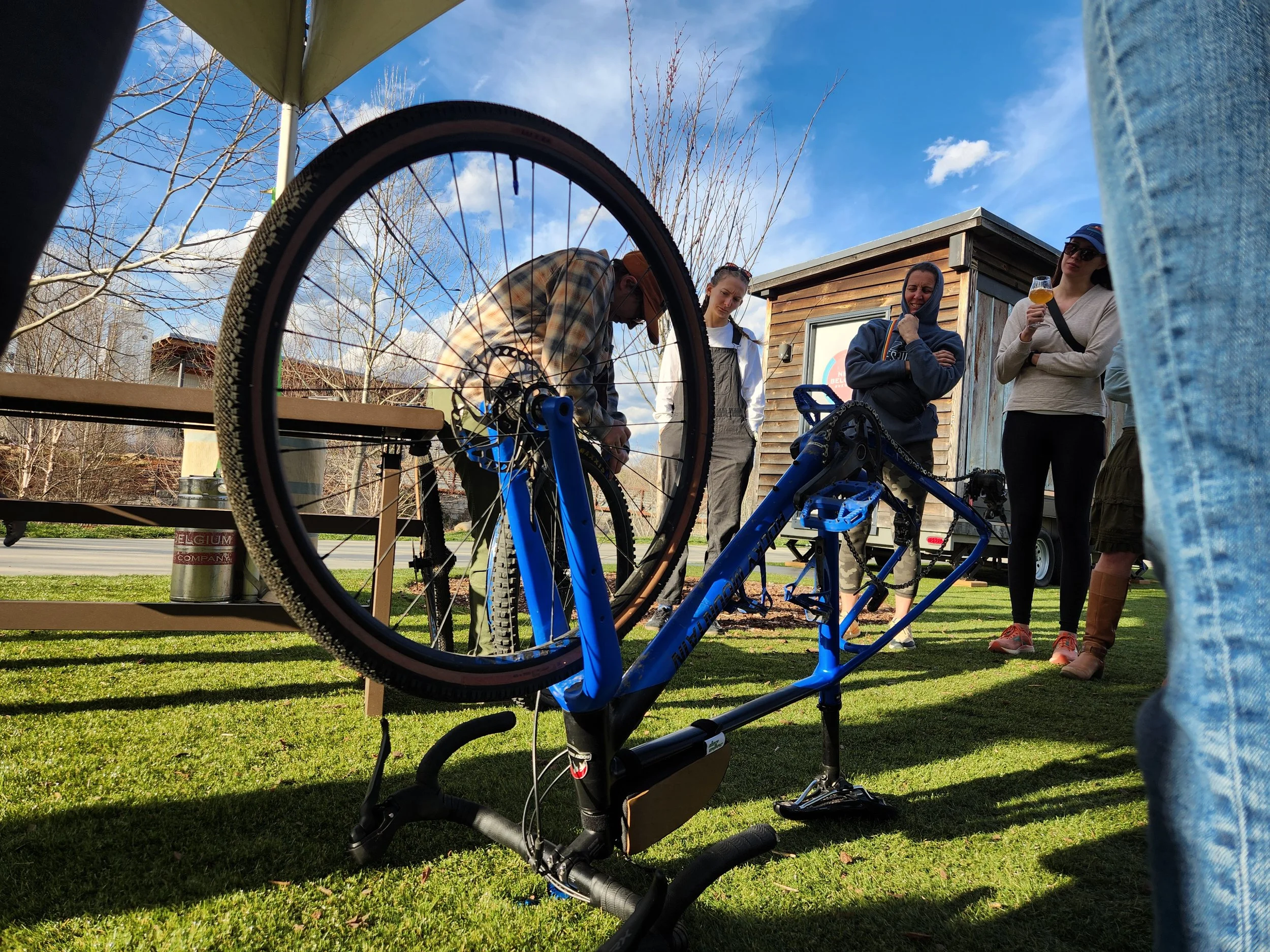 Bikes, Beers, and Women, Too… a Tire Change Clinic