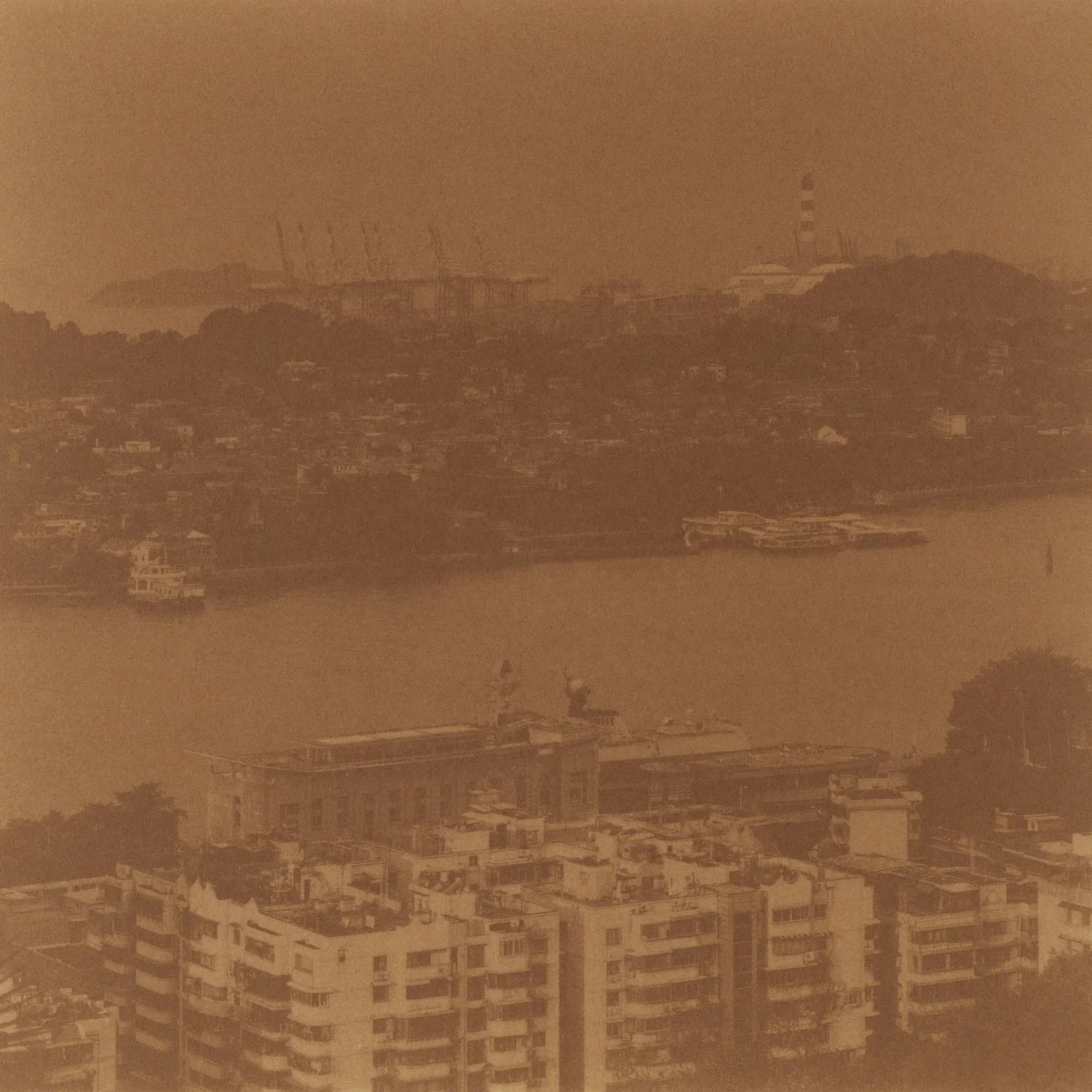 2427-11805 — 254 (NAVAL OPERATING BASES). 280 (PORTS). 275 (POPULATION). AMOY, 1956 // Port of Xiamen, 2024 (printed 2026)