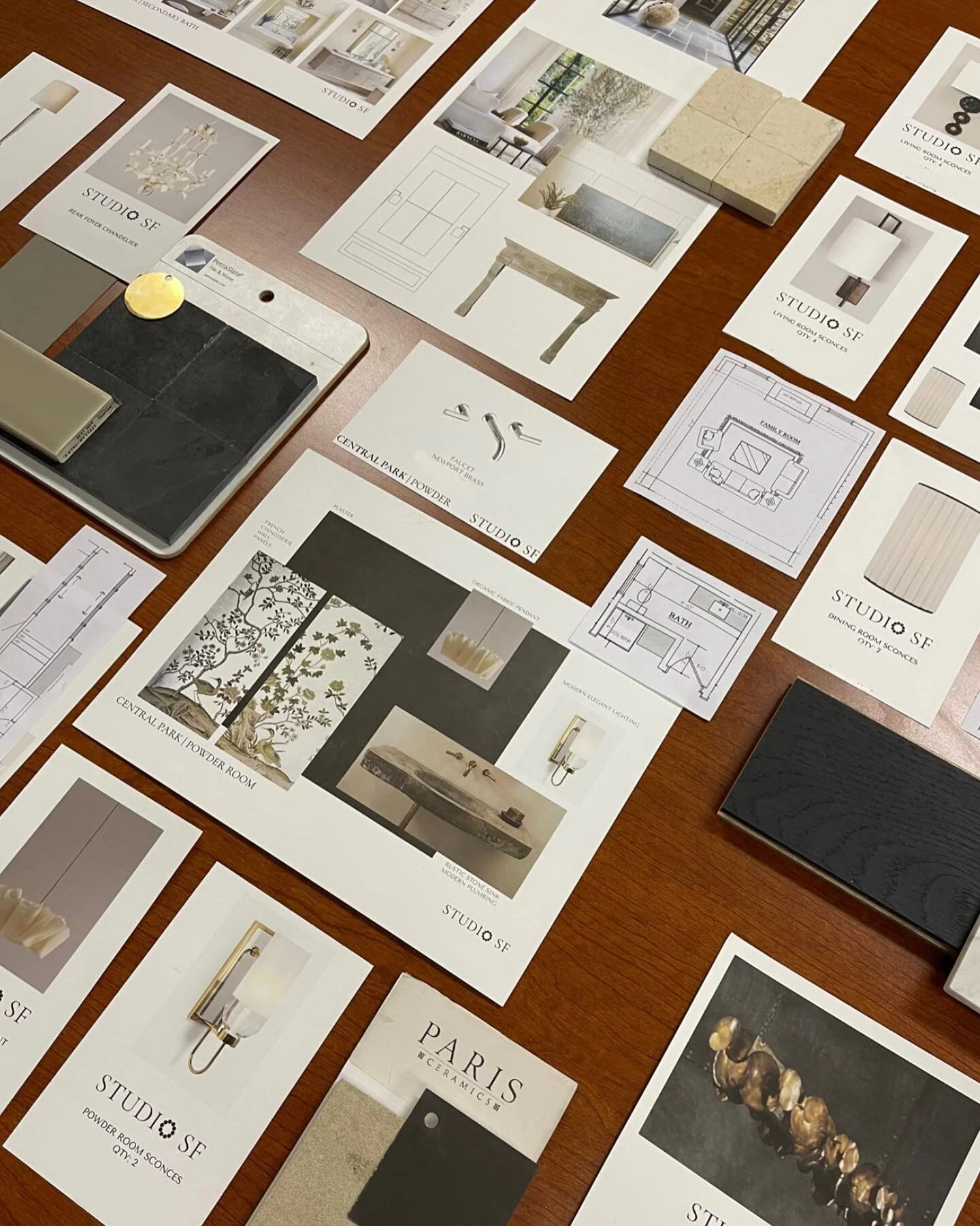 A little behind the scenes from a presentation last week with amazing clients. Especially excited for this moody, organic and sophisticated powder room to come together ✨
.
.
.
.
.
#customhome #idcoathome #newbuild #lindsayhillloves #smmakelifebeauti