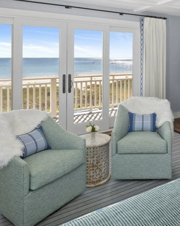 Seas &amp; season&rsquo;s greetings.🌊🎄