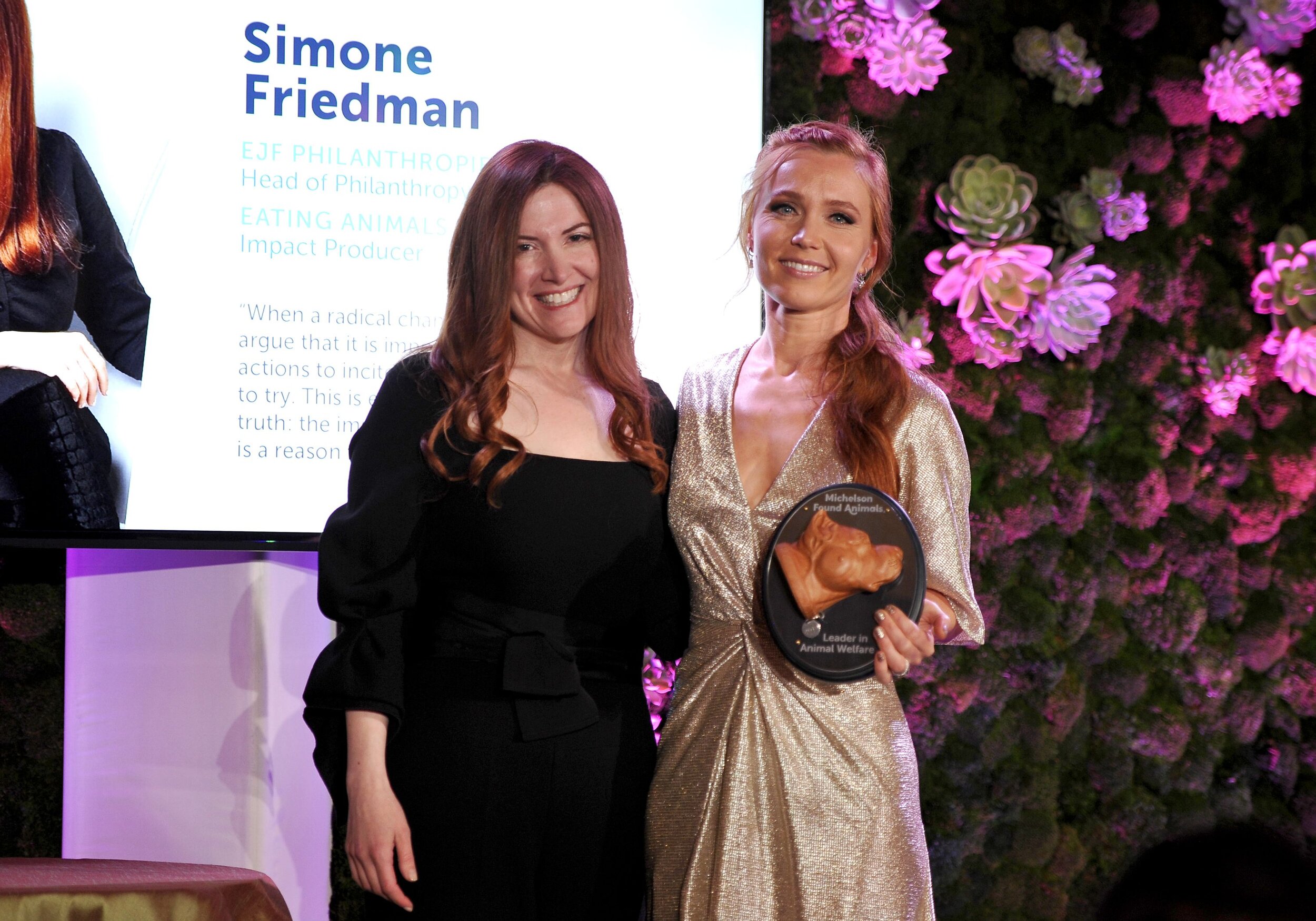 Alya Michelson Honors Simone Friedman with the Leader in Animal Welfare  Award — Alya Michelson