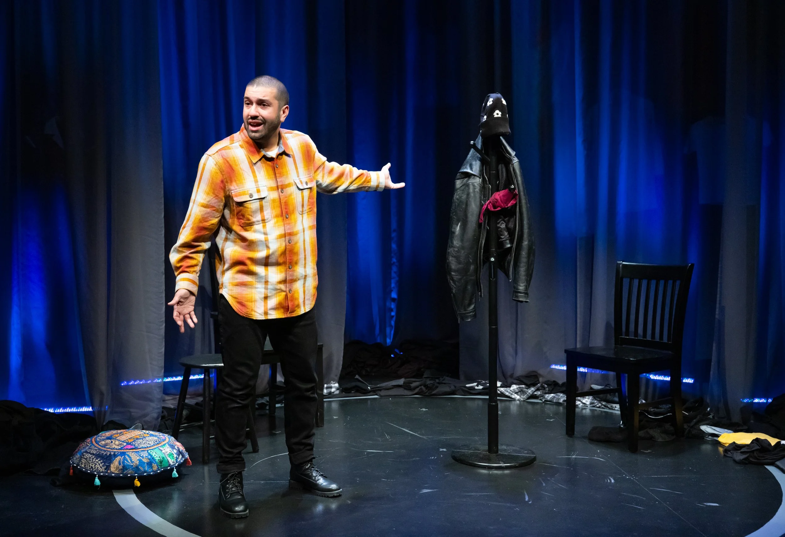 'Draw the Circle' Production Photos #9.jpg