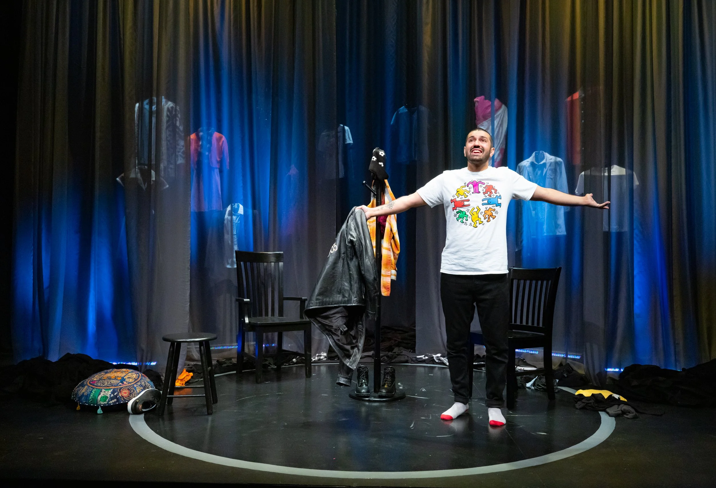 'Draw the Circle' Production Photos #13.jpg