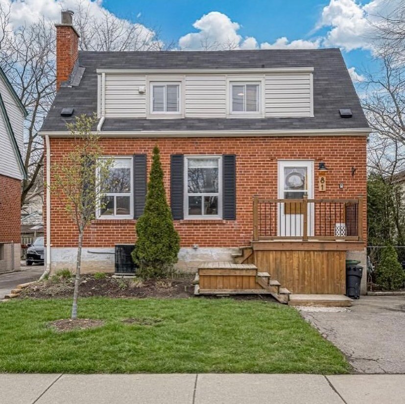 81 East 13th, Hamilton 
was just listed and looks AMAZING!

It has 2+1 bed, 2 full bath, professionally finished basement, modern&amp;functional kitchen, and a large detached garage! 

MLS H4133316
@calynalicia 😄