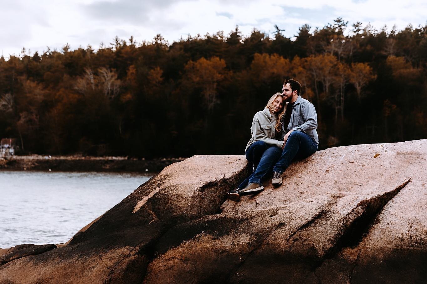 happy 12th anniversary to my favorite couple that&rsquo;s always willing to model for me even when it means a 4 hour drive 🫶🏼 

love you guys long time 🥰

#momanddad #mainephotographer #acadianationalpark #barharbormaine #acadiaphotographer #acadi