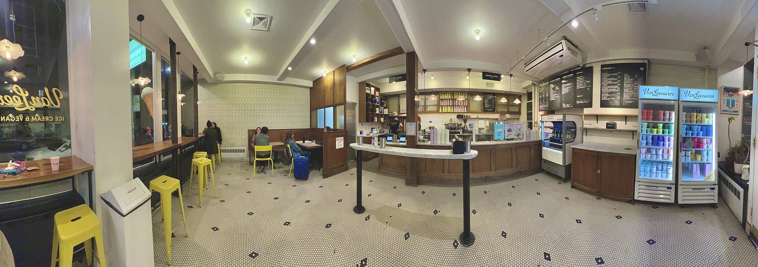 Van Leeuwen’s (7th Street)