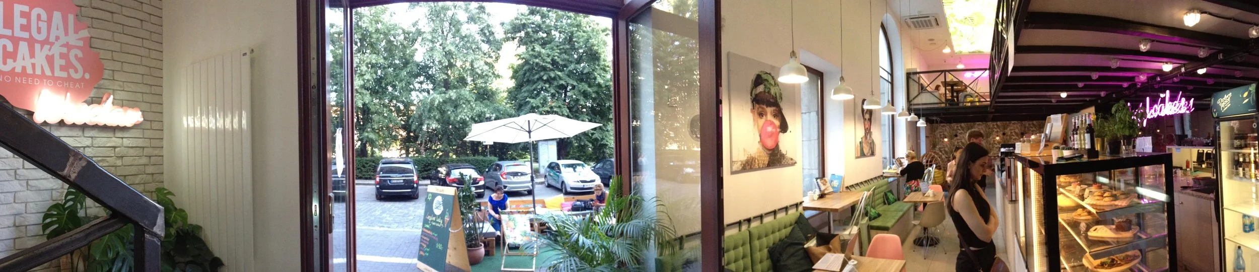 CLOSED: Legal Cakes (Wrocław)