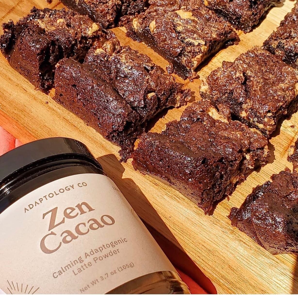 A big YUM and thank you to our friend @lifeofagoddess_ for inventing this deliciousness. Swipe to get the recipe! 🍫