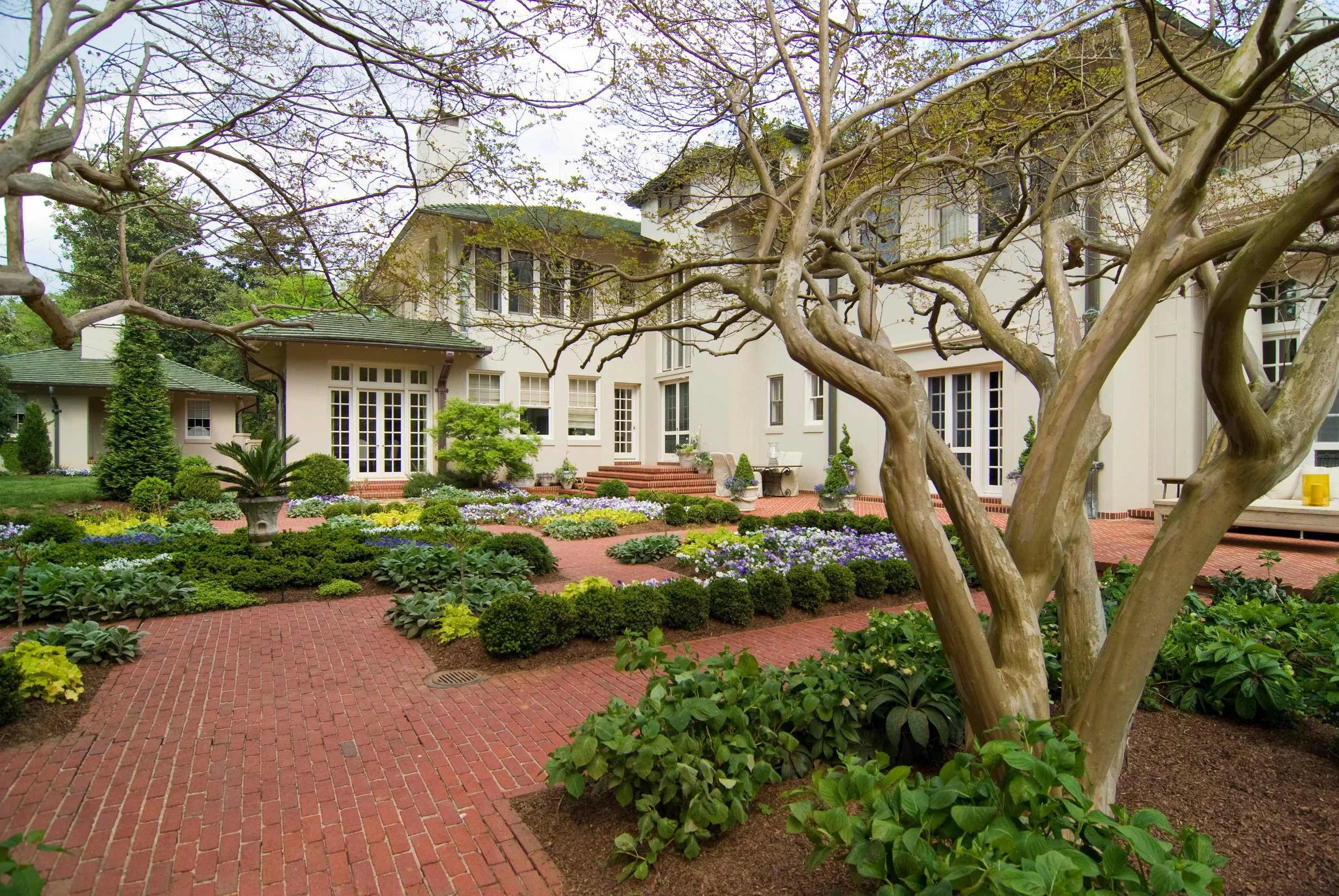 J_Stephen_Young-Photographer-20100416-155200b.jpg