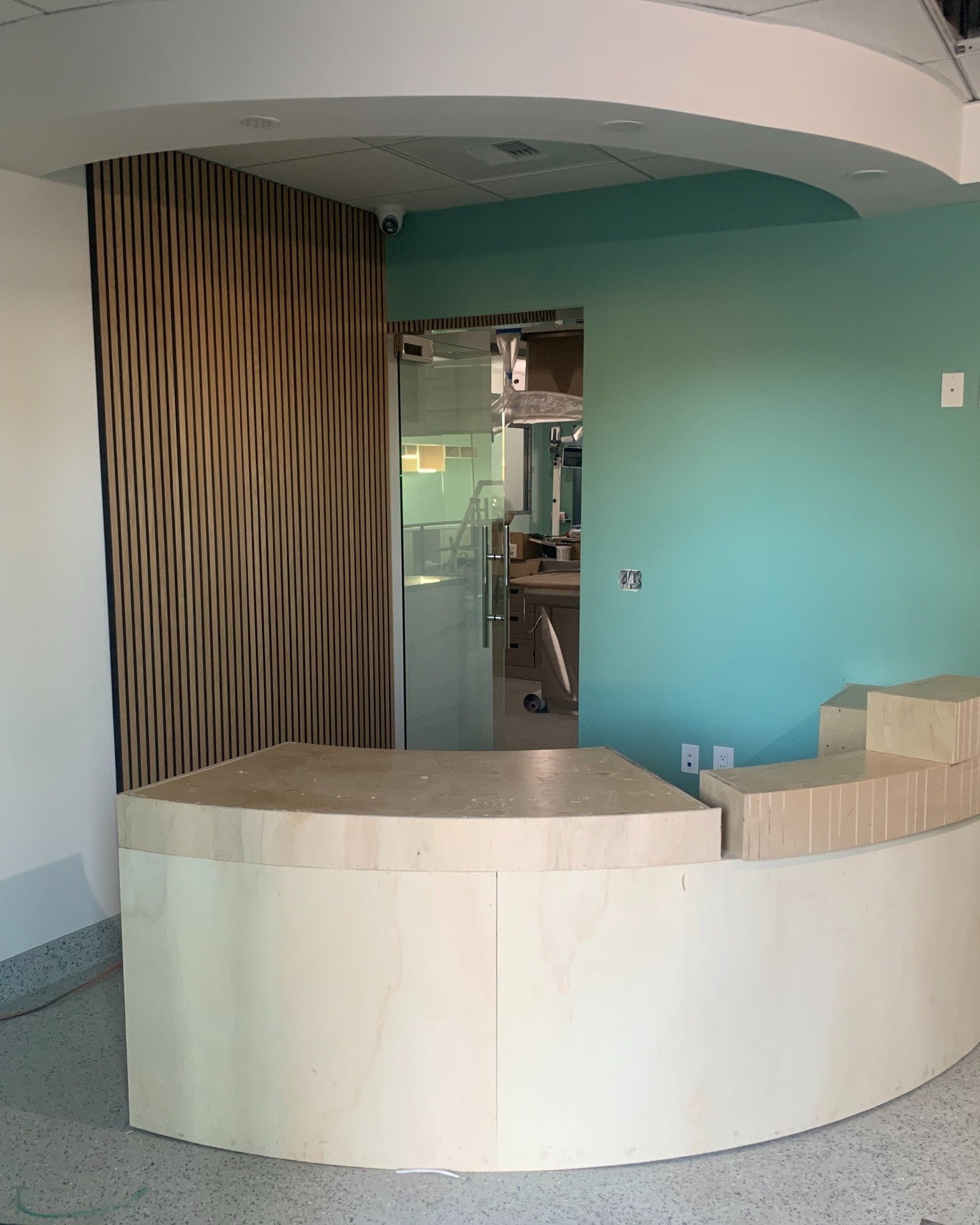 SURGERY CENTER UPDATE: It&rsquo;s been a little while since we shared progress on our state-of-the-art surgery center, so here&rsquo;s a taste! From a sleek new reception desk to top-of-the-line equipment (aka some seriously fun toys), plus some very