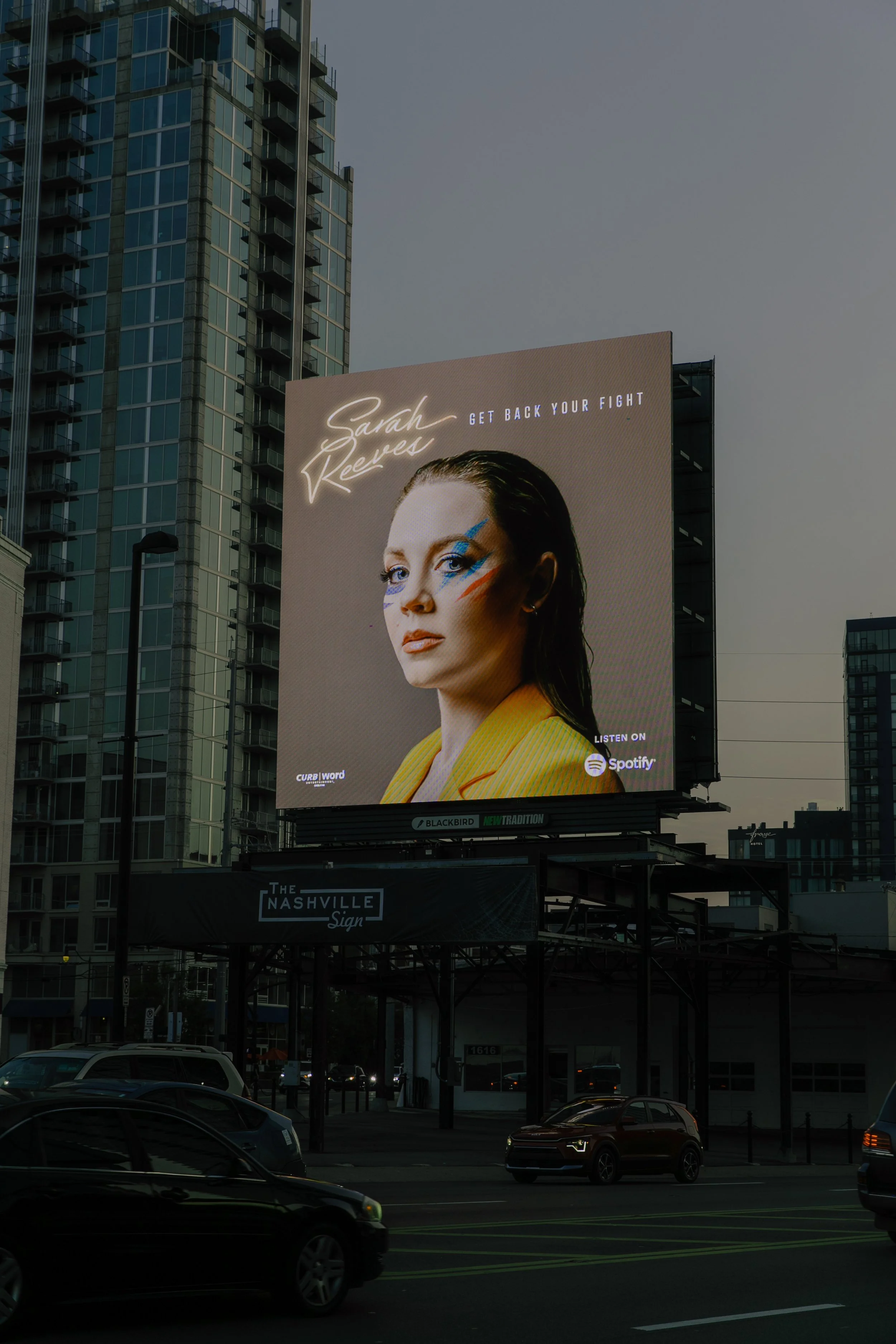 Sarah_Reeves_Nashville_Sign_Julia_Cox.jpg