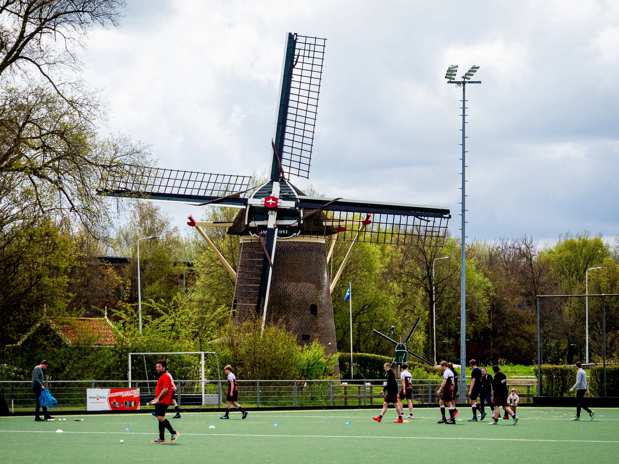WillowFieldHockey.1 -1.jpg