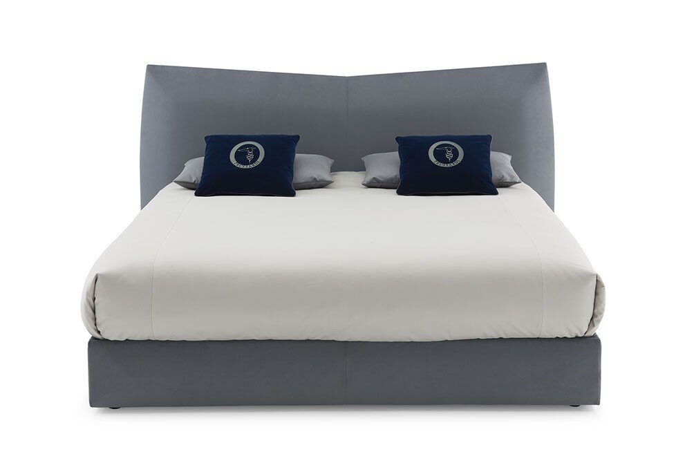 Trussardi MarylBed 1.jpeg