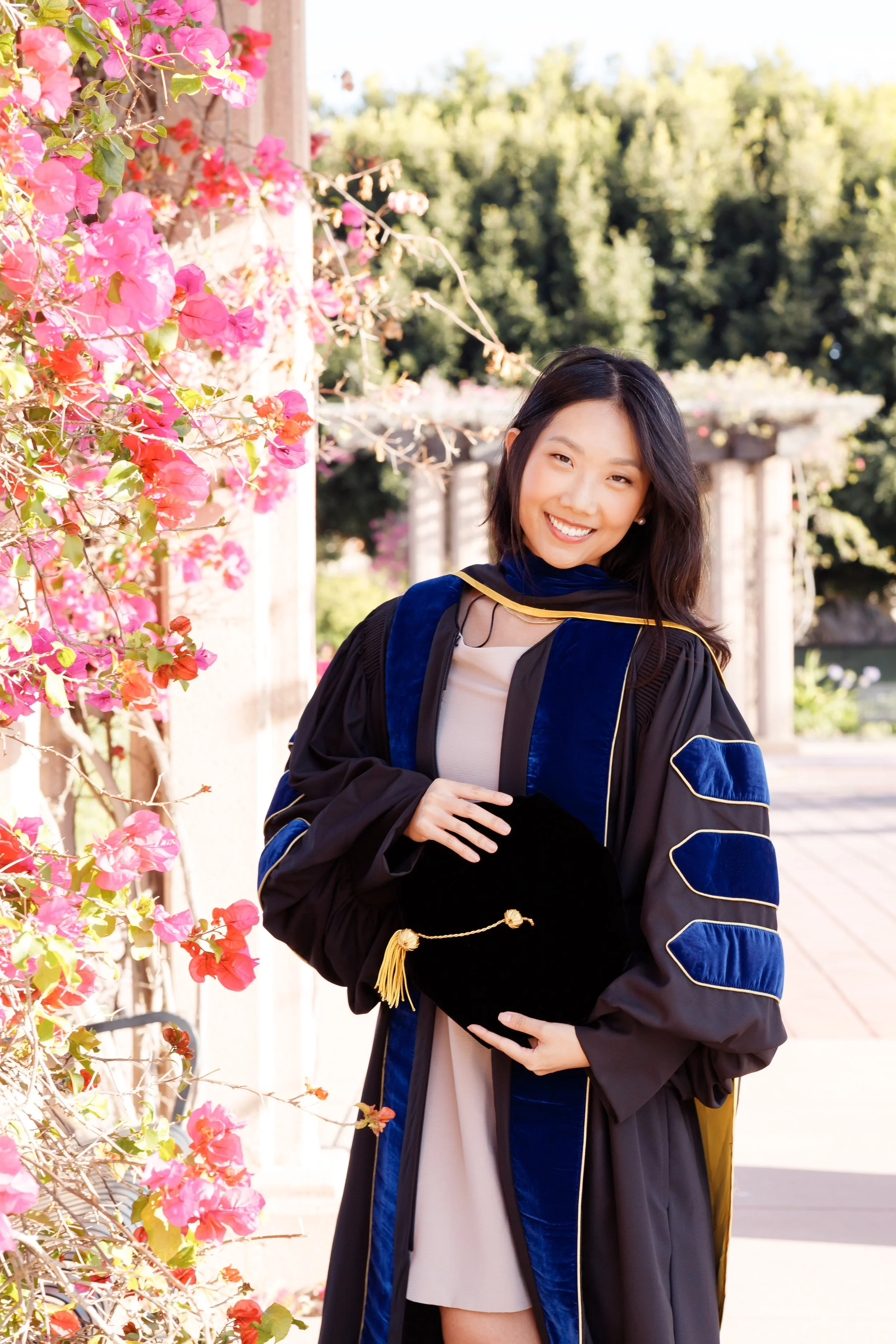 FeiFei_GradPortraits_05.jpg