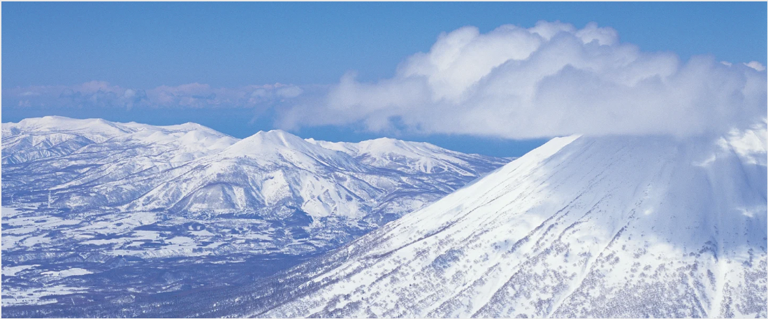 Hakuba vs. Niseko which is better? The "Logistics Reality Check" for Families