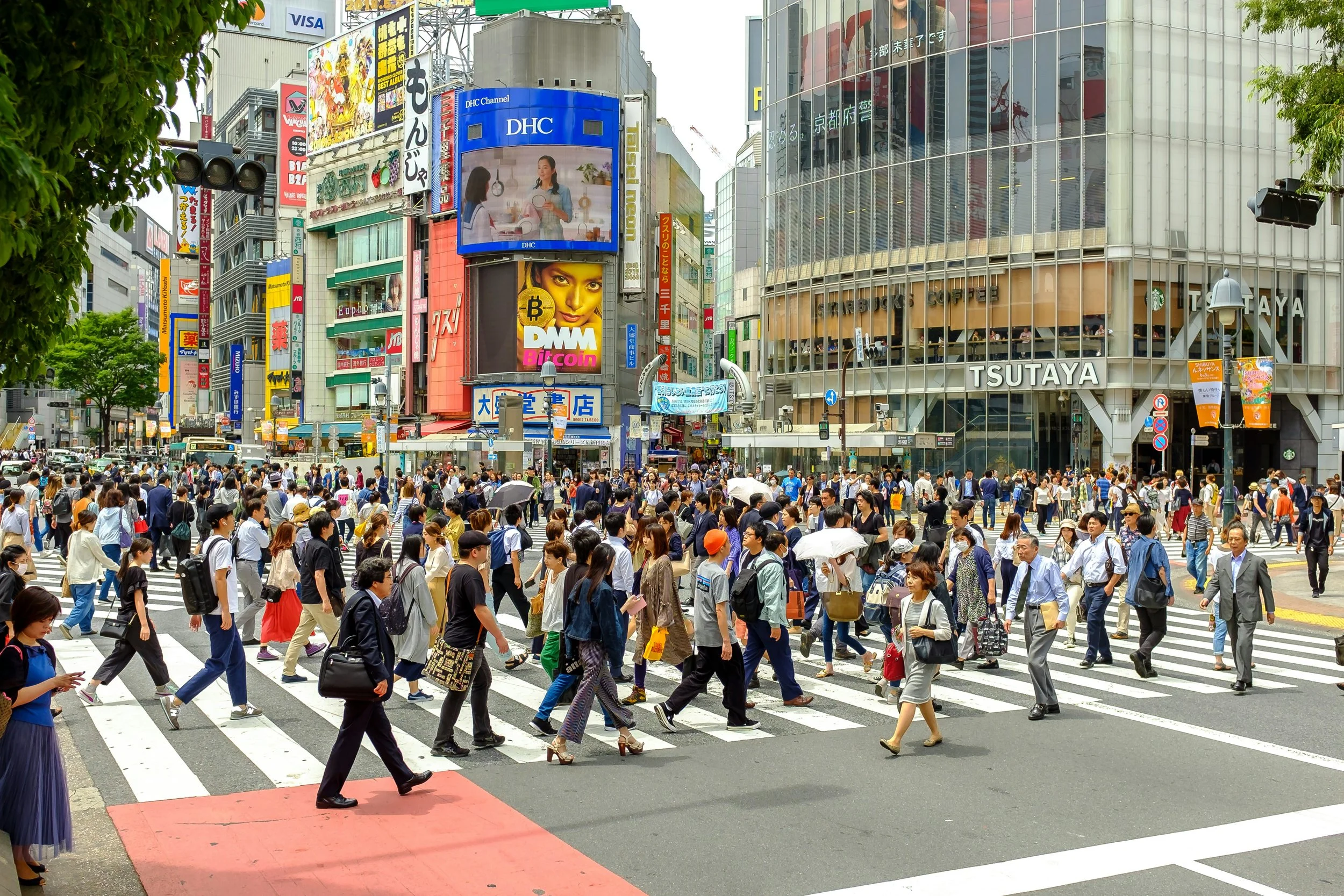 What Are the Best Flagship Stores in Tokyo for Designers and Tech Professionals?