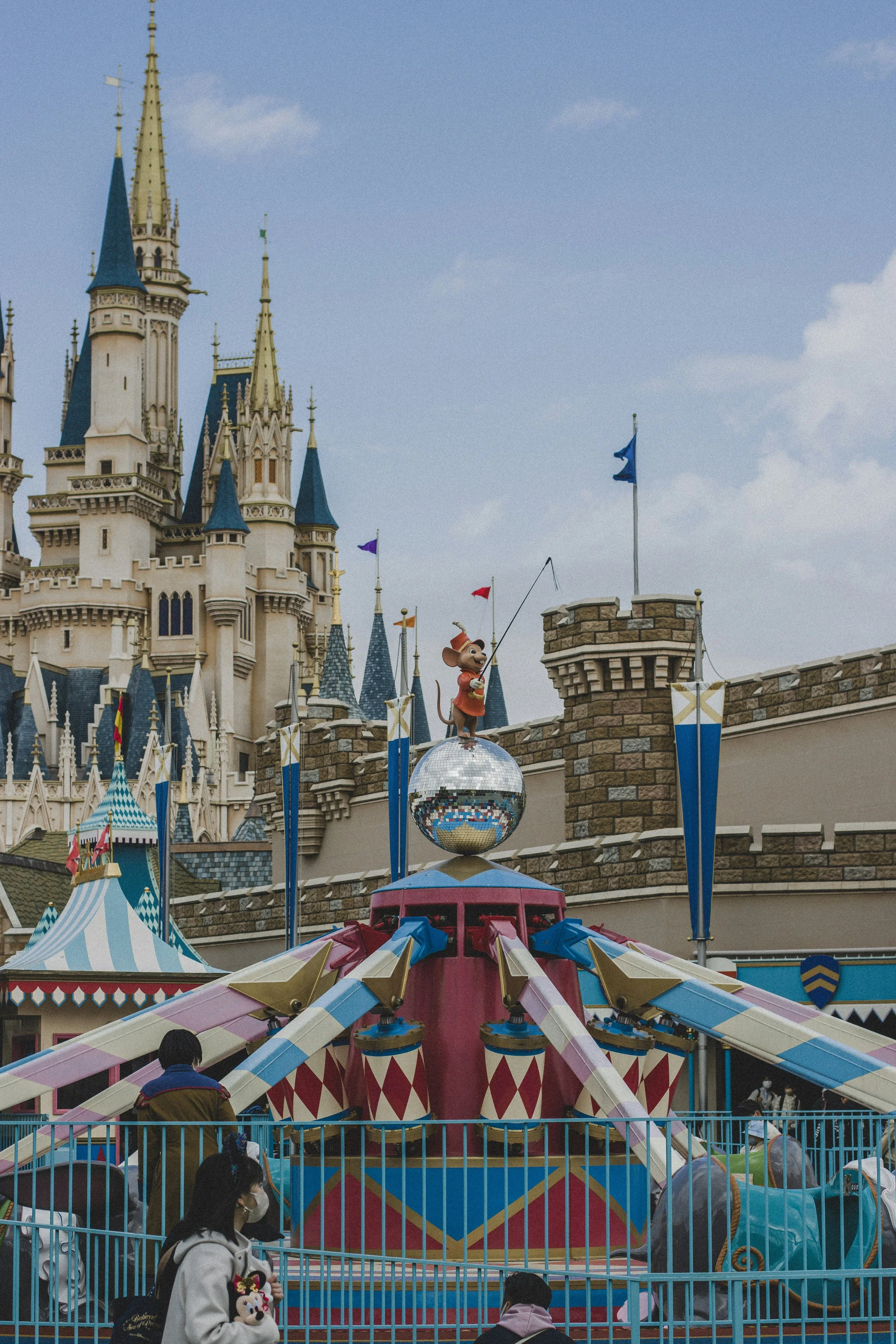 Is it Easy to Navigate Japanese Theme Parks as a Neurodivergent Traveller?