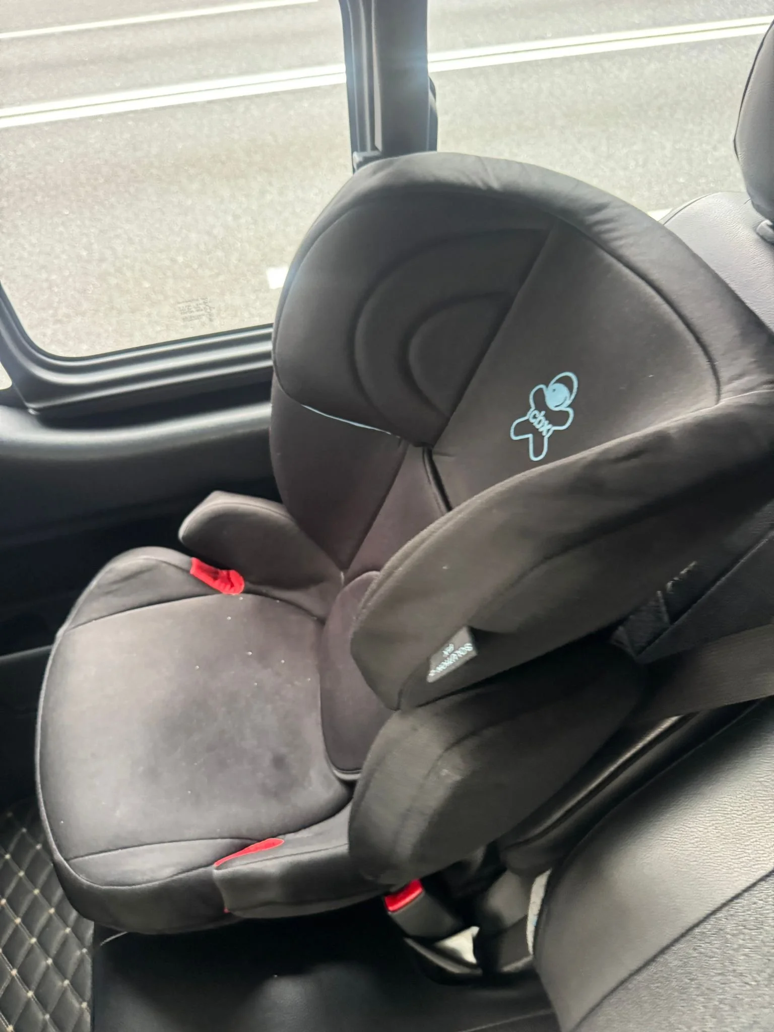 child seat in a car