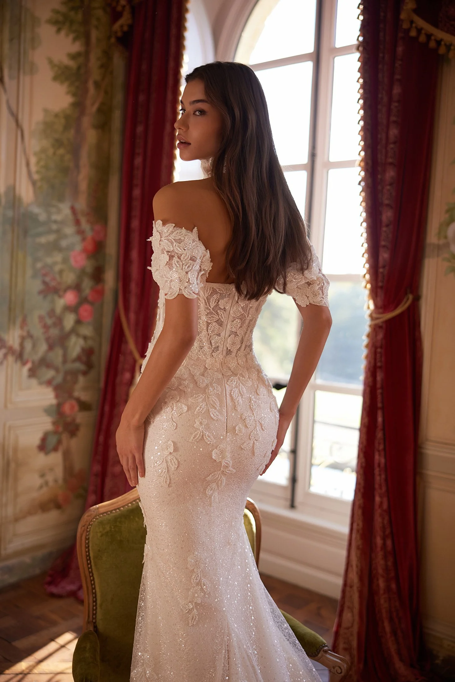 695fd27323d4f65d8a354baf_Model-559-Whisper-3.jpg