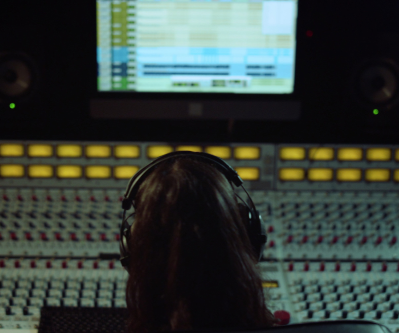 Nolan Heimann's Jane Davidson Quoted in the Los Angeles Times on AI Music Licensing Deals