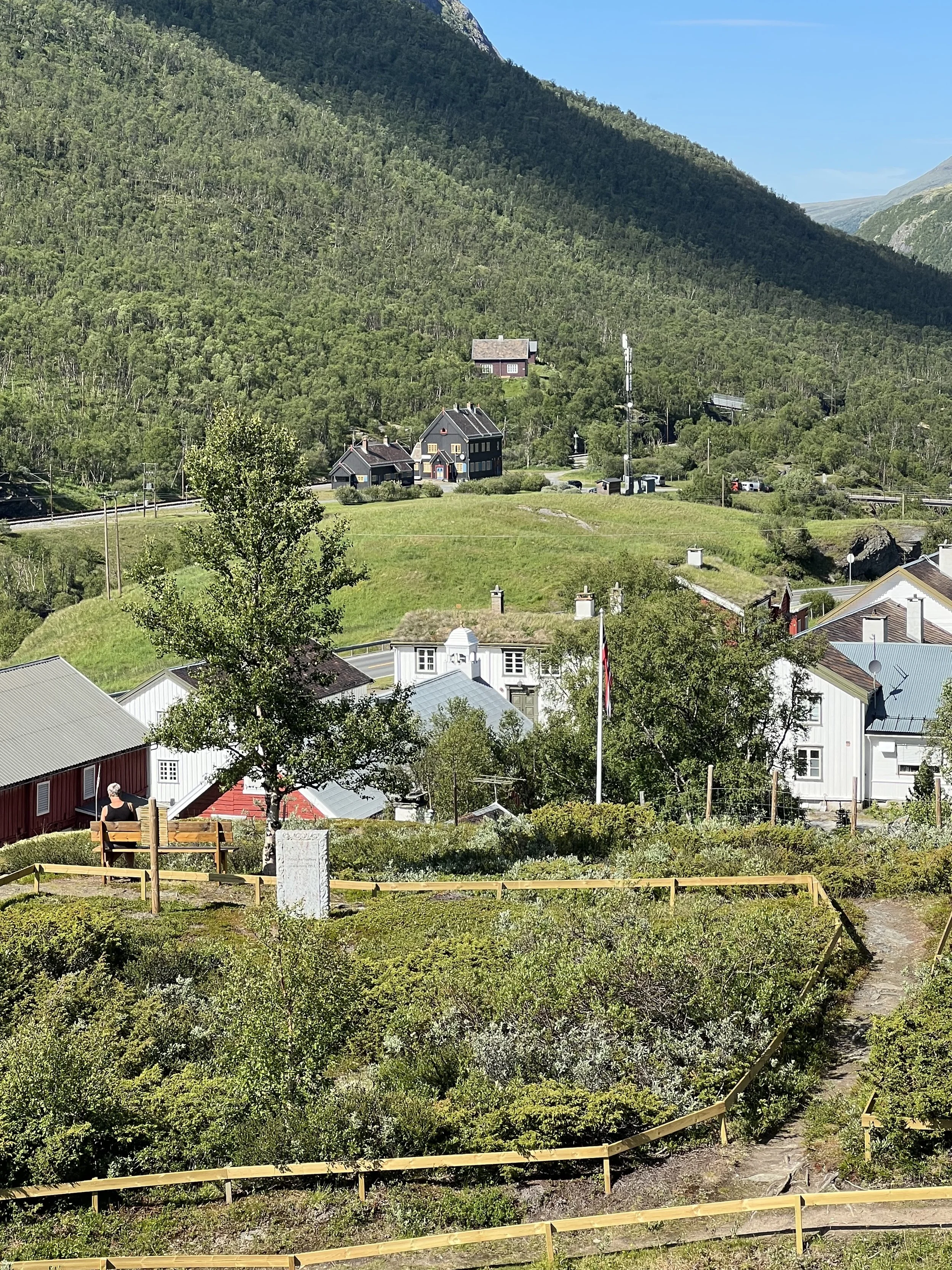 Klargjøring før sesongåpning 10.-12. juni