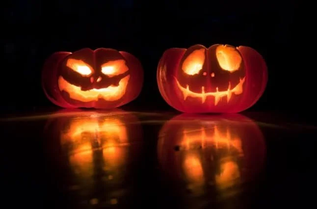 Don't fancy going out for Halloween? We feel you. If you're after some more low-key fun, why not host a Pumpkin carving competition in your flat? 🎃 

Grab some cheap pumpkins from the supermarket and carve to your hearts content! The scariest, funni