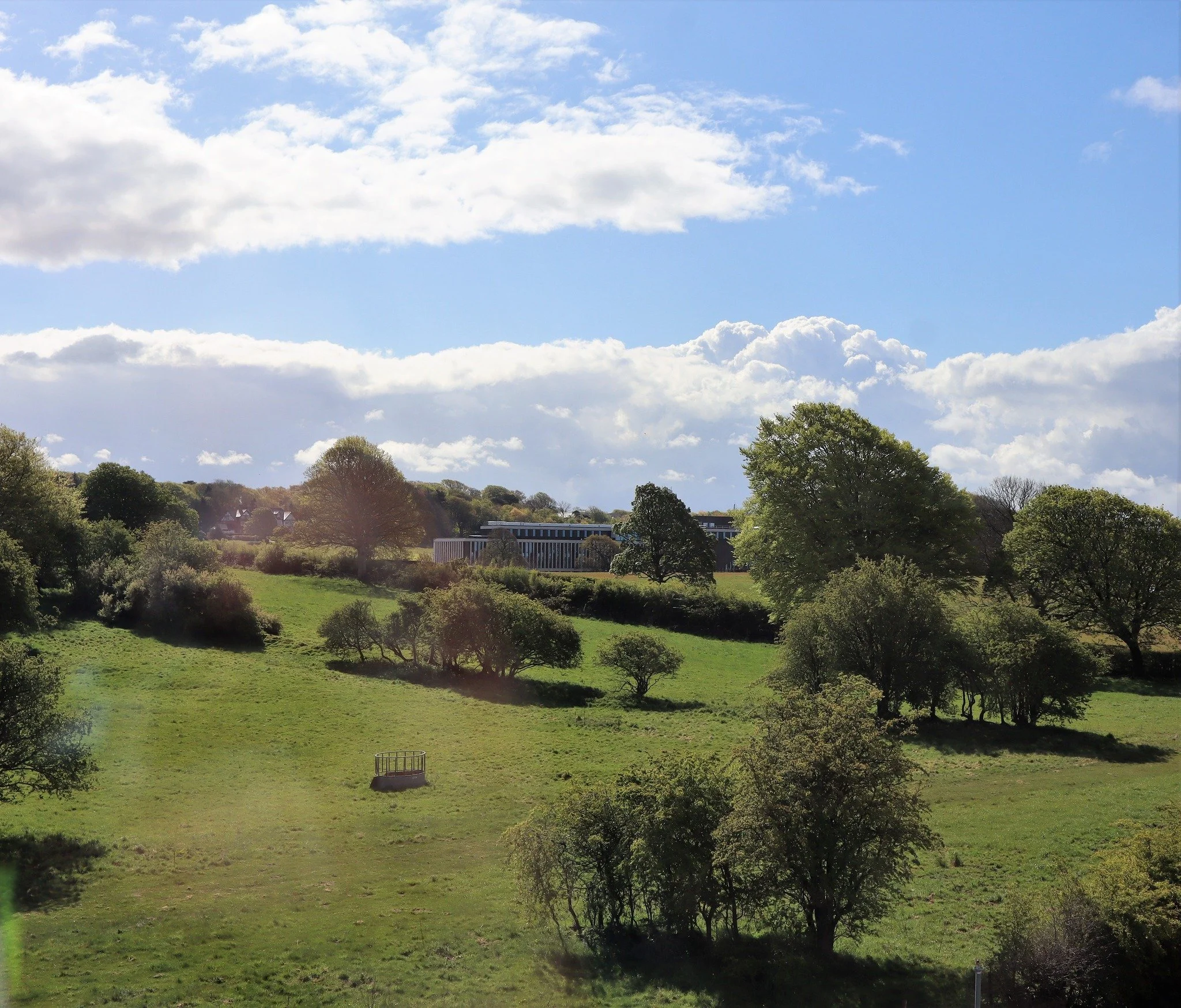 As the days slowly get longer, we think that there&rsquo;s no better time to get out and explore 🔍

Lancaster is full of green spots that are perfect for a chilled lunch with your flatmates or a quick study break 🌻

Wrap up warm, grab a coffee and 
