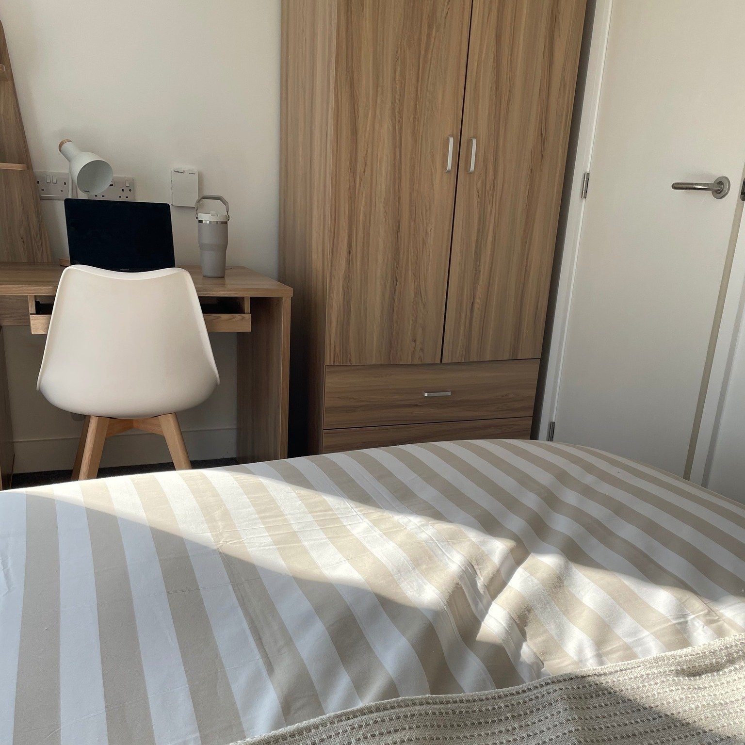 Planning for your second-year accommodation now means less stress later. 🎓

We recommend looking for accommodation that is:

- Close to campus &amp; all the essentials 
- Has a variety of ensuite room options 
- Bills included for stress-free budget