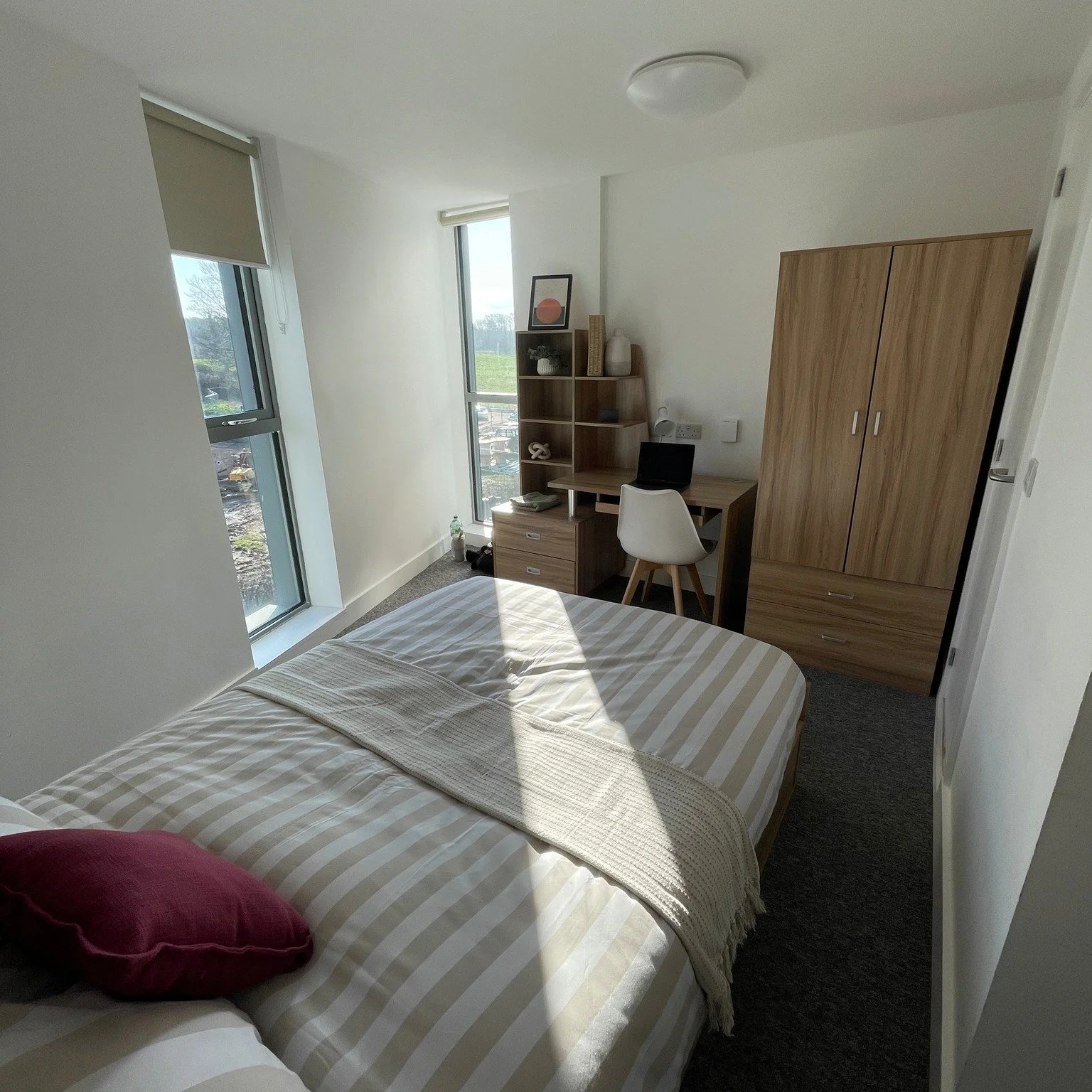 The headlines of rising energy costs over the past few weeks may have you concerned.

But fear not because there is a cap on all bills at Bailrigg. There won't be any surprise add ons to your bills as they're all included with your termly rent!

#stu