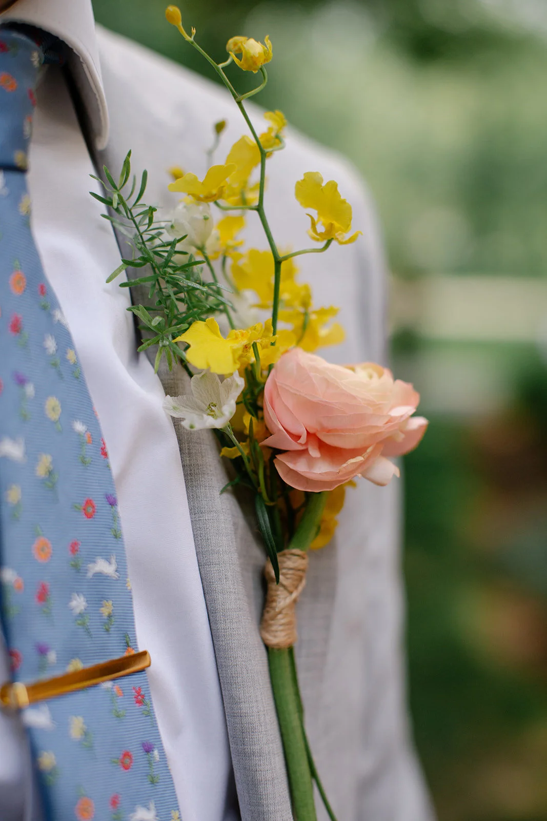 Outdoor Spring Backyard Connecticut Wedding www.wildflowerestudio.com .jpg