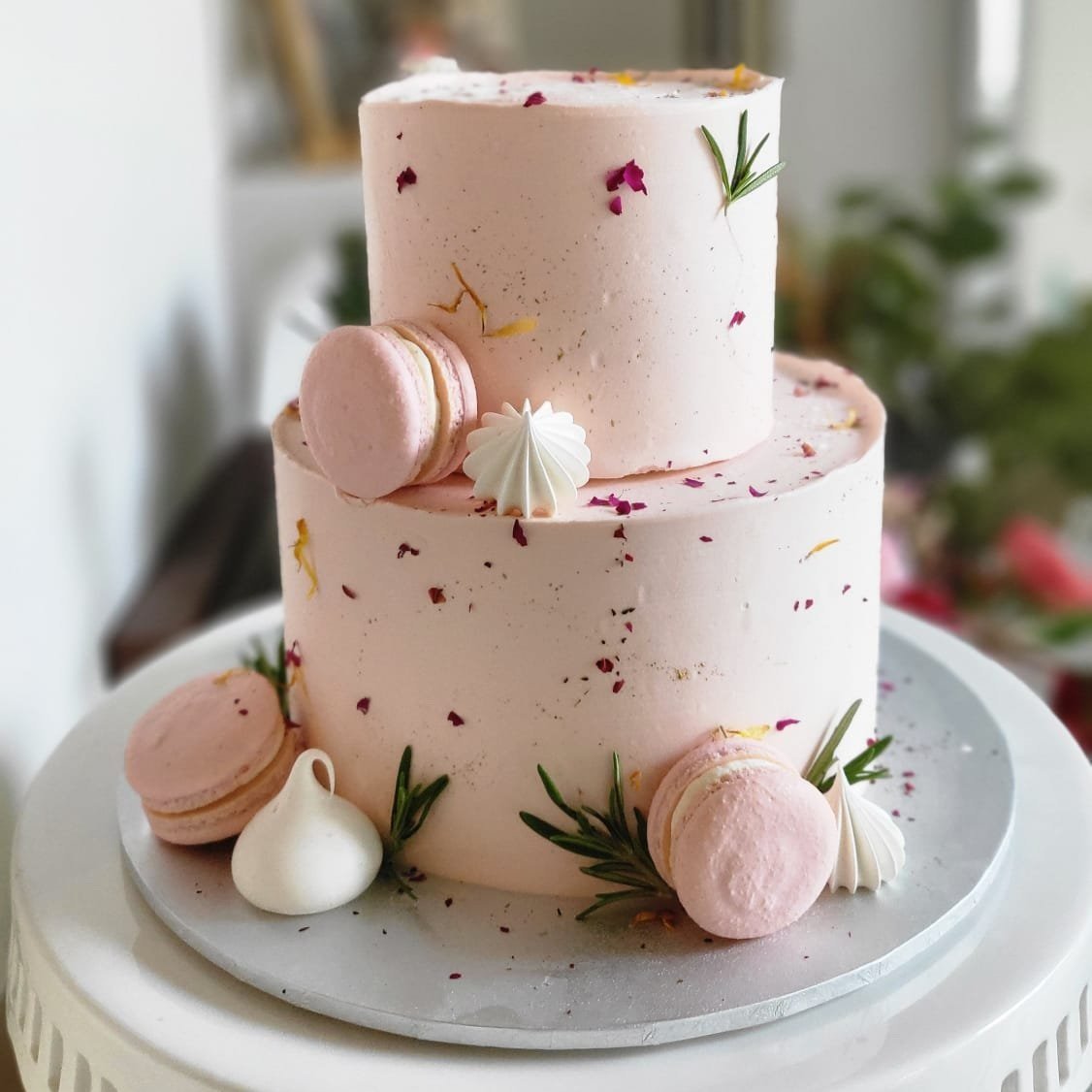 Rustic+Pink+macaron+Cake.jpg