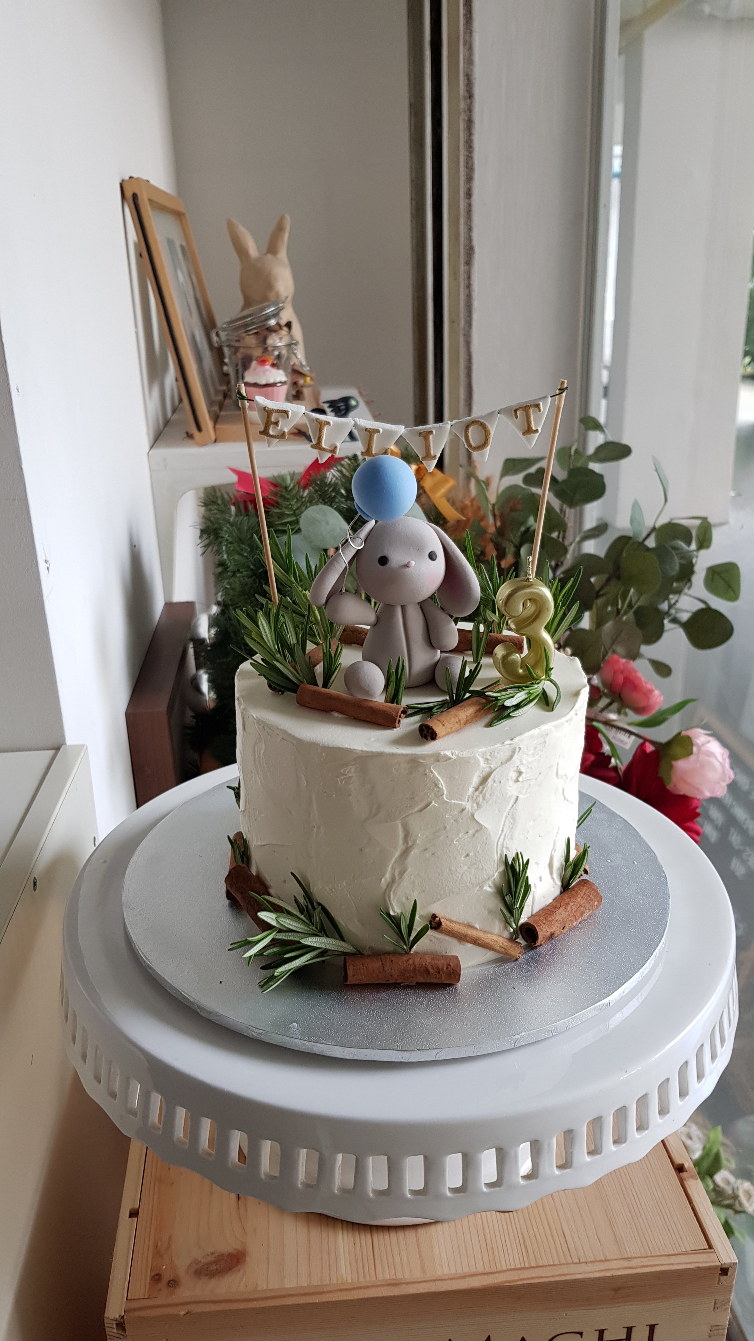 rustic bunny_grey.jpg