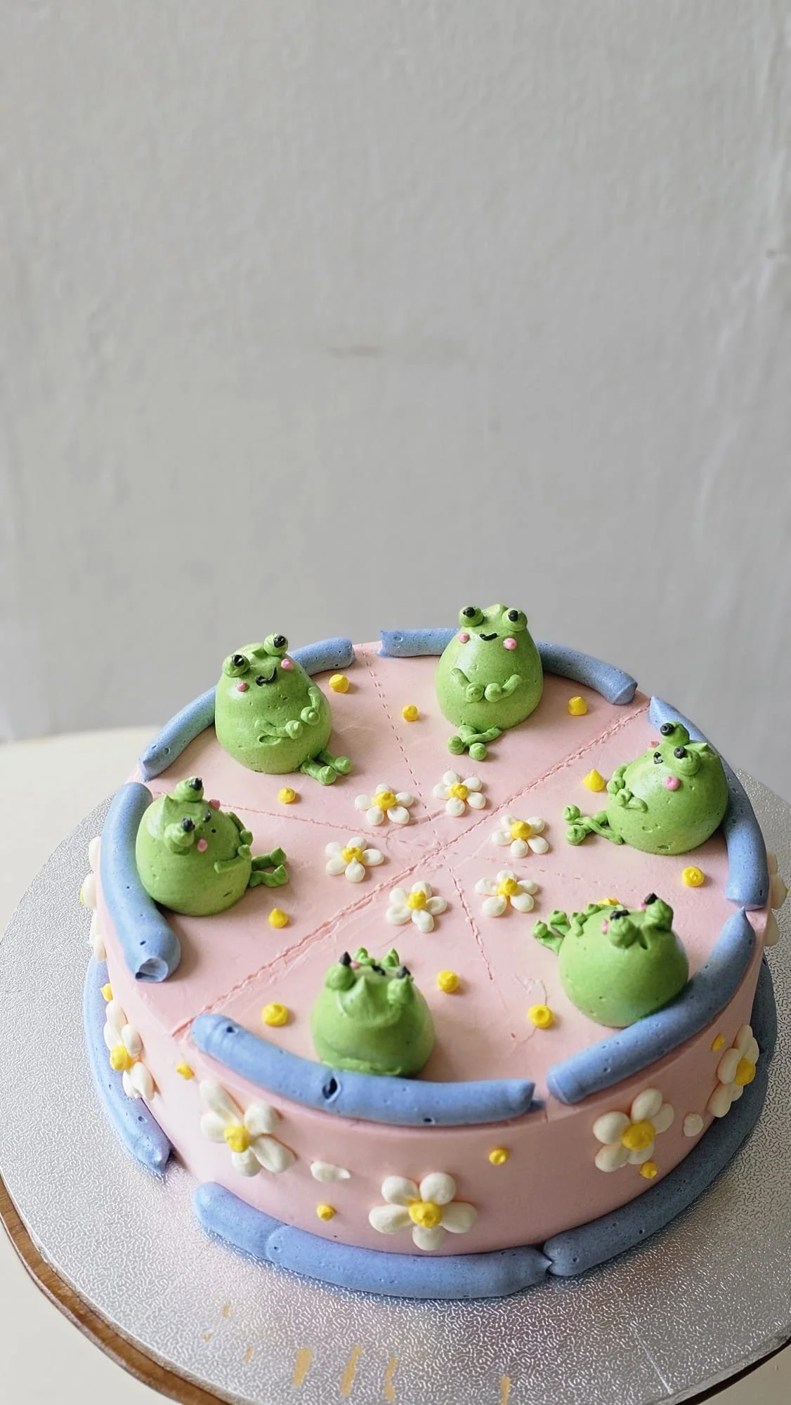 CGC CuteCakes Series - Freddie Froggie & Friends
