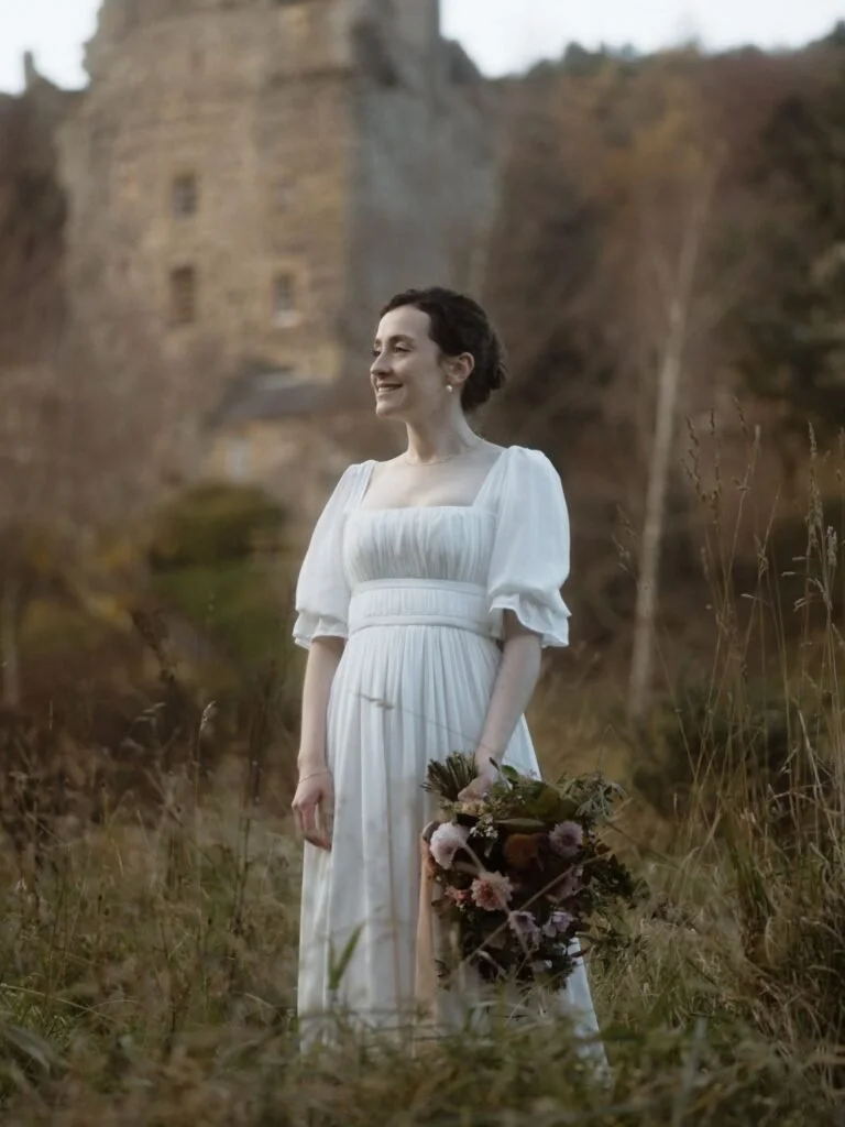 Ailsa Munro -dresses for romantic heroines