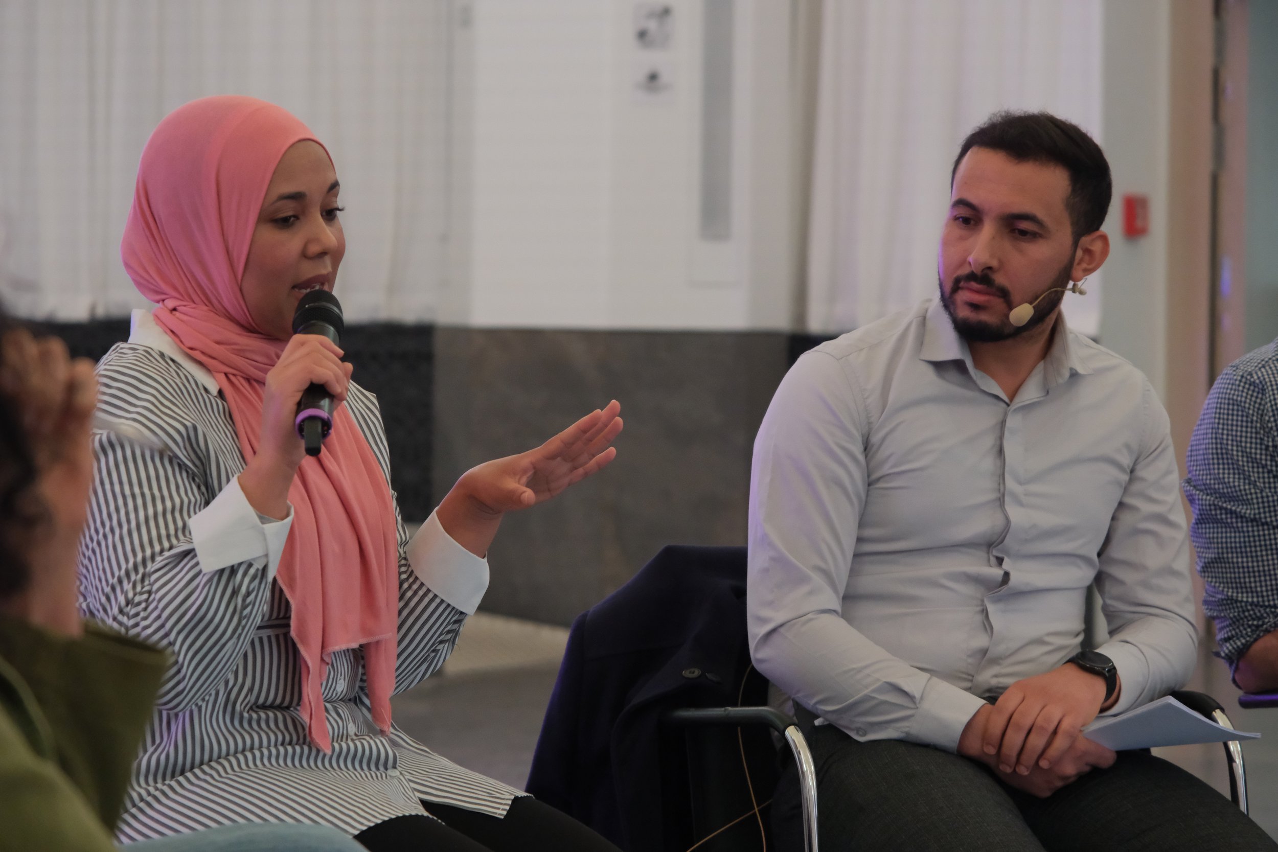 Thouraya Garraoui und Nasser Moslem (v.l.n.r.). Foto: Florian Förster/Universität Leipzig.