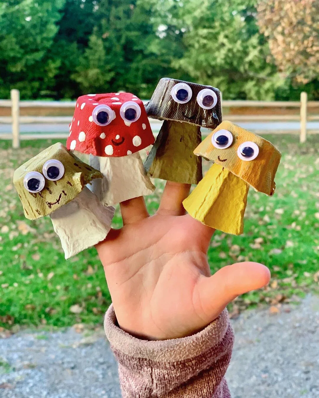 Fungi Finger Puppets 🍄