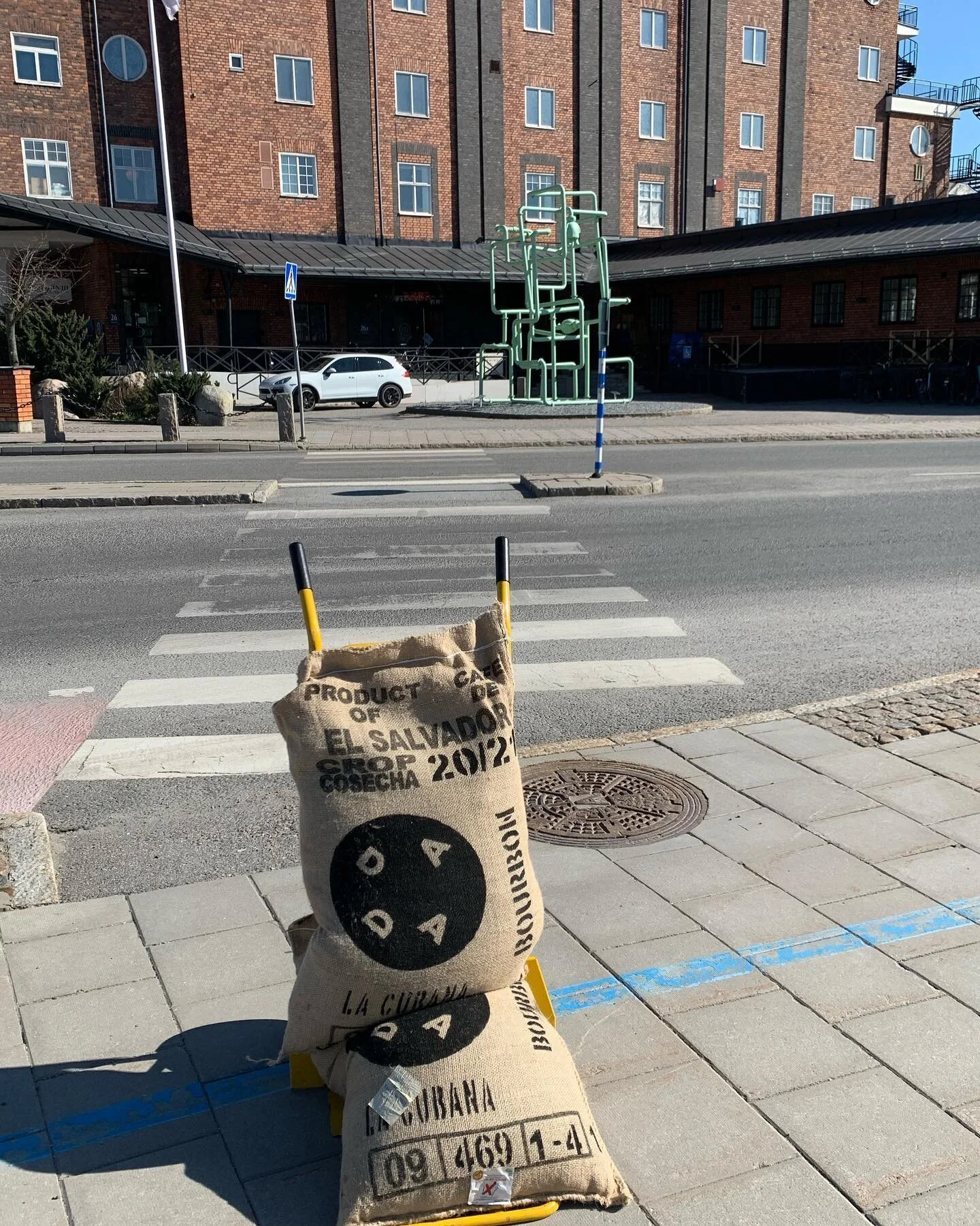 P&aring; v&auml;g / de camino @santasalsastockholm