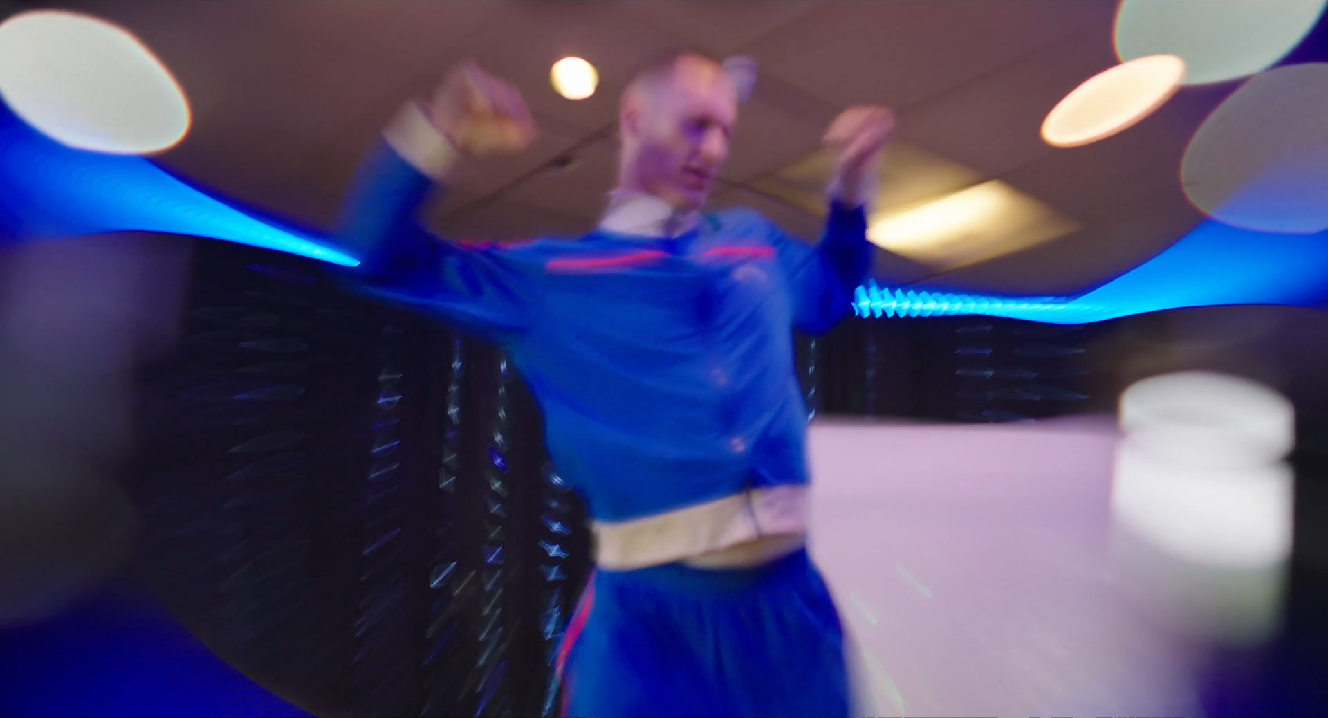 Sequence 01.00_02_27_10.Still052.png