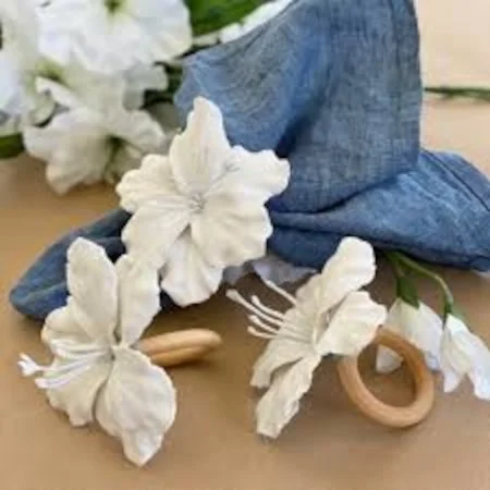 flower napkin ring 2.jpeg