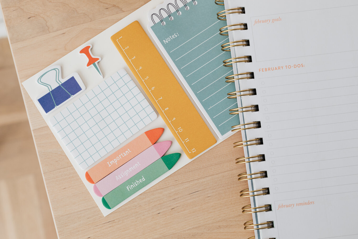 kaboompics_Open+calendar+(1).jpg