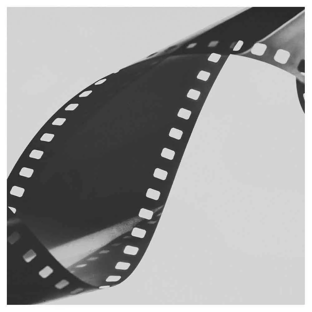 How To Write A Film Pitch: Captivate Your Audience and Get Your Idea Greenlit