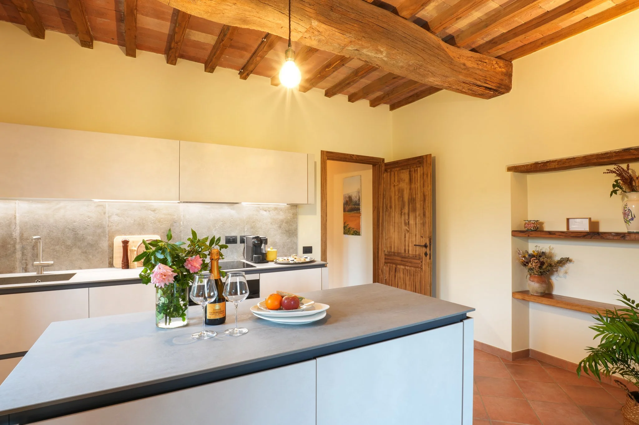 new-larco00006.jpg