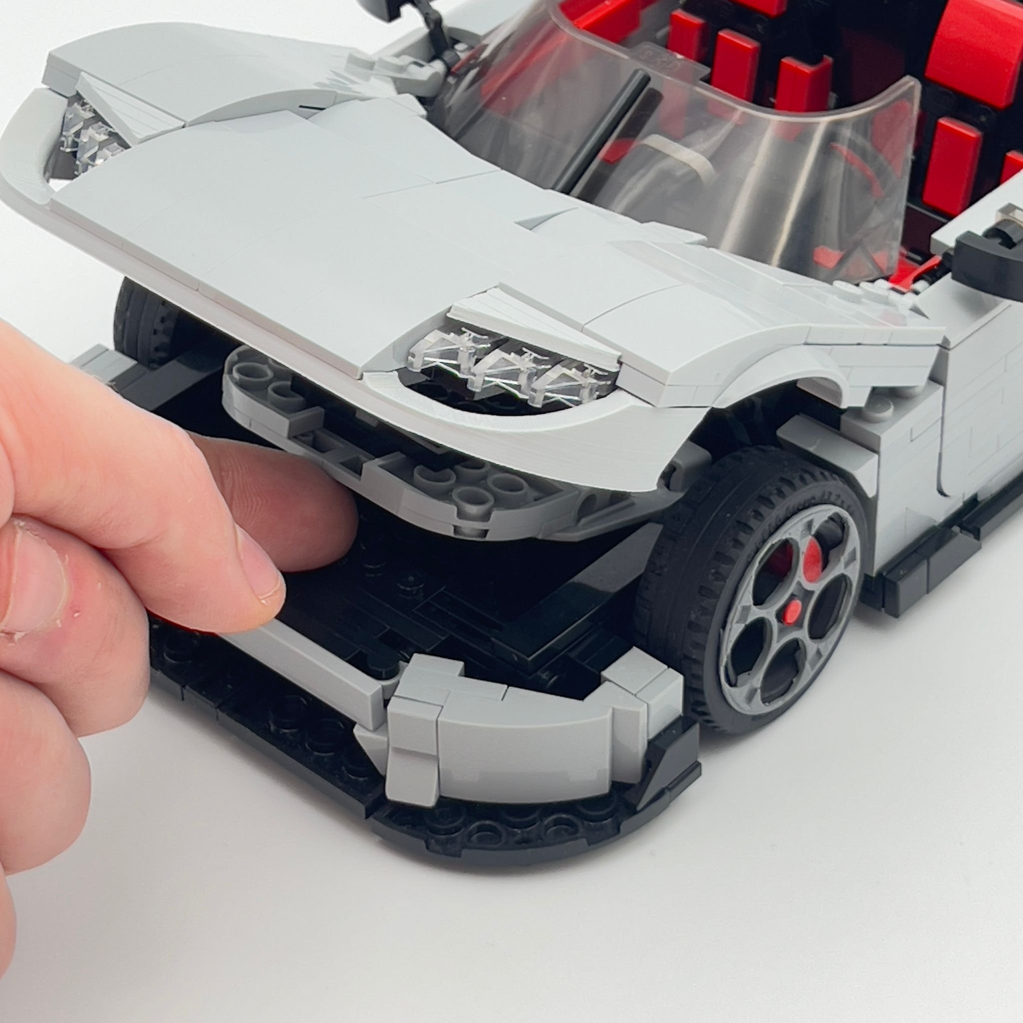 Custom Lego 3DSupercarbricks CC850 frunk open.jpg