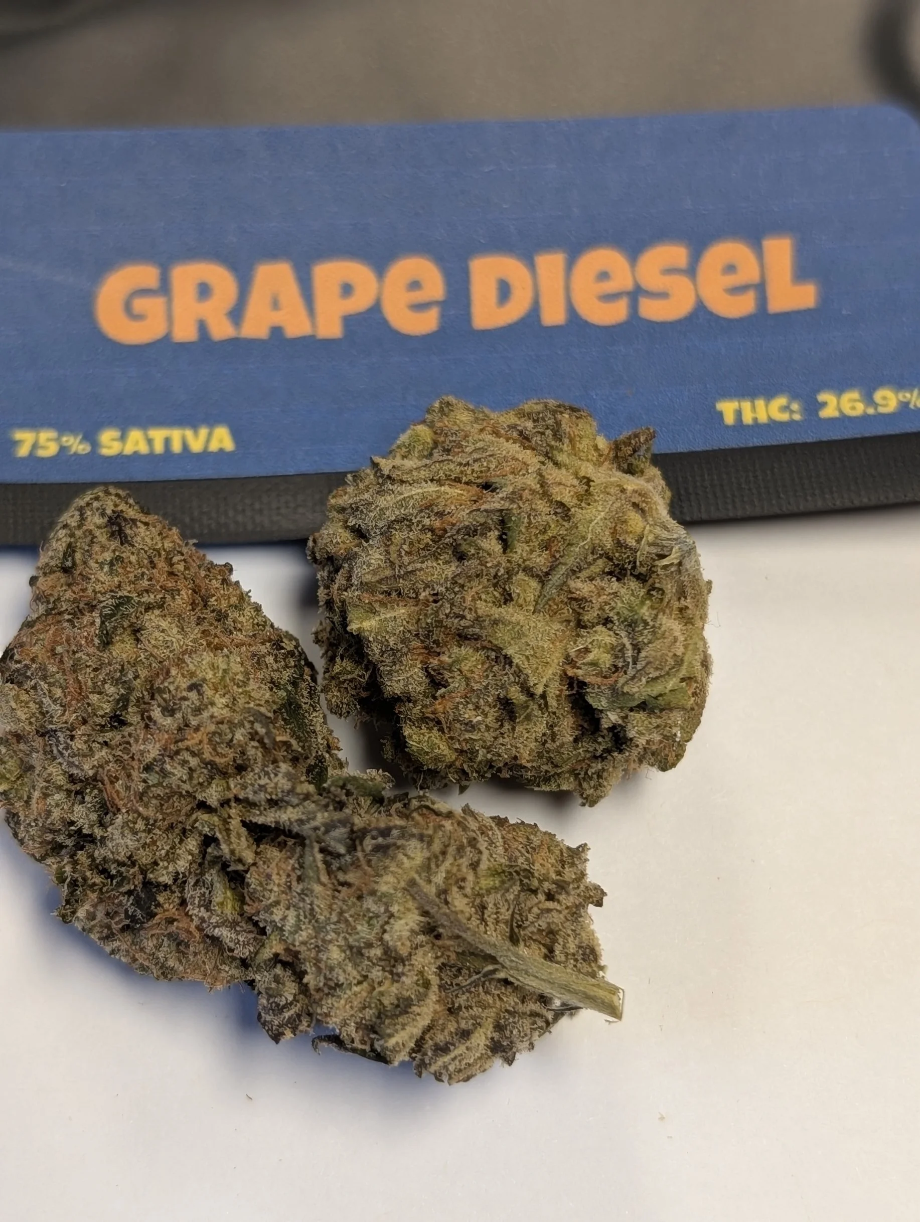 MCFLYS 2.0 - GRAPE DIESEL.jpg