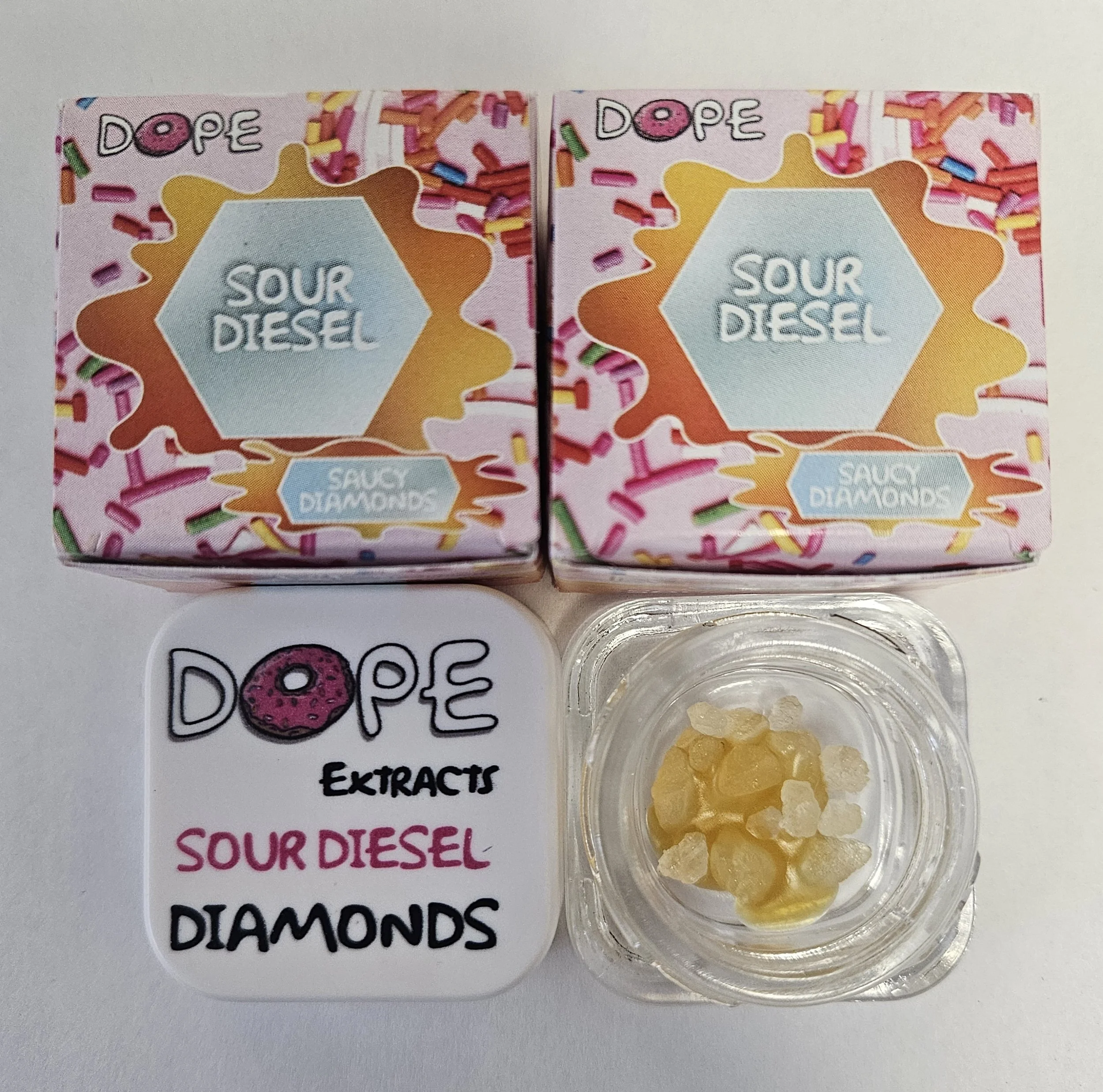 DOPE SAUCY DIAMONDS - SOUR DIESEL