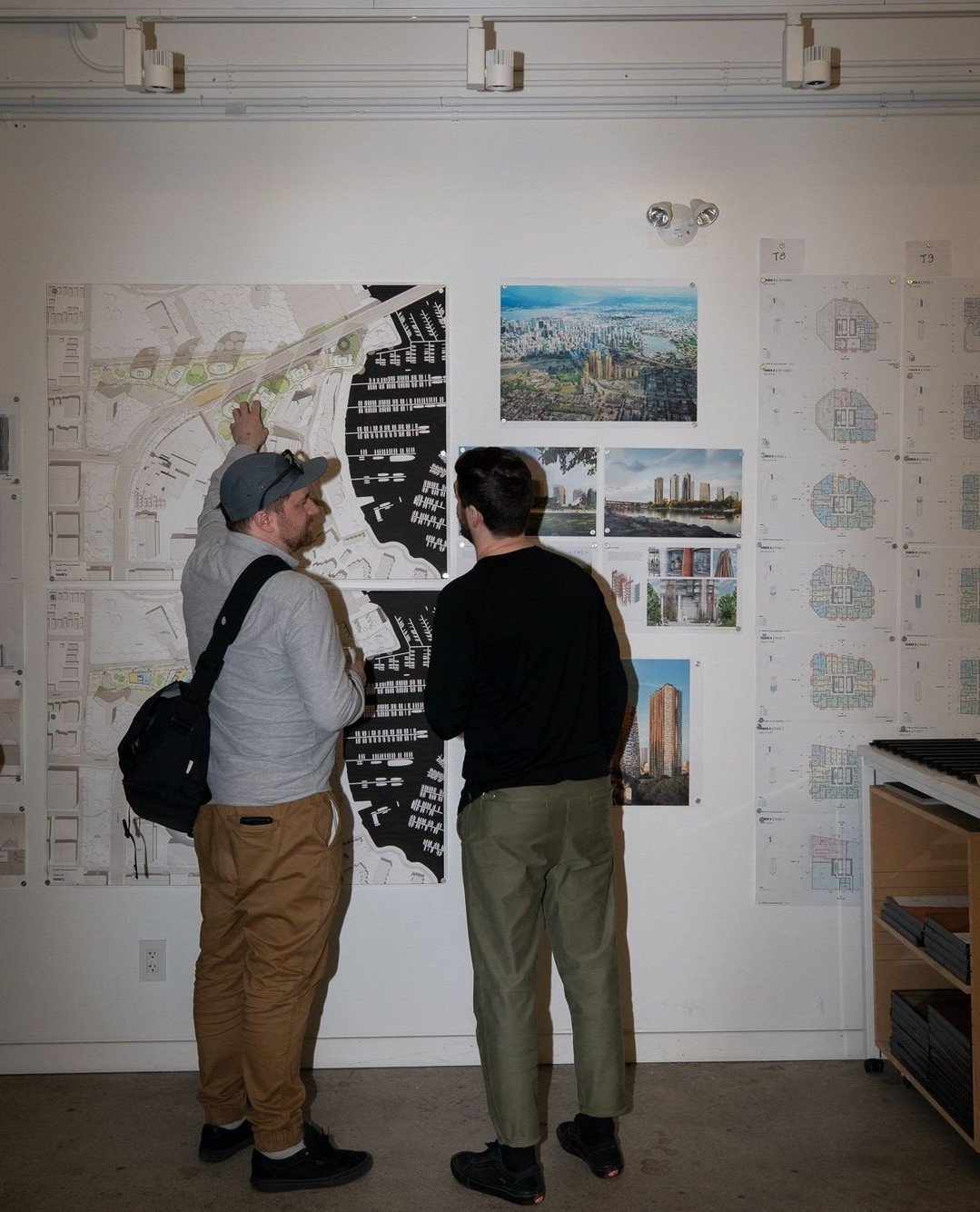 We extend our gratitude to all those who attended our Studio Tour at @reveryarchitecture. It was an awe-inspiring experience to witness such a substantial turnout.⁠
⁠
We would like to express our appreciation to Revery for their exceptional hospitali