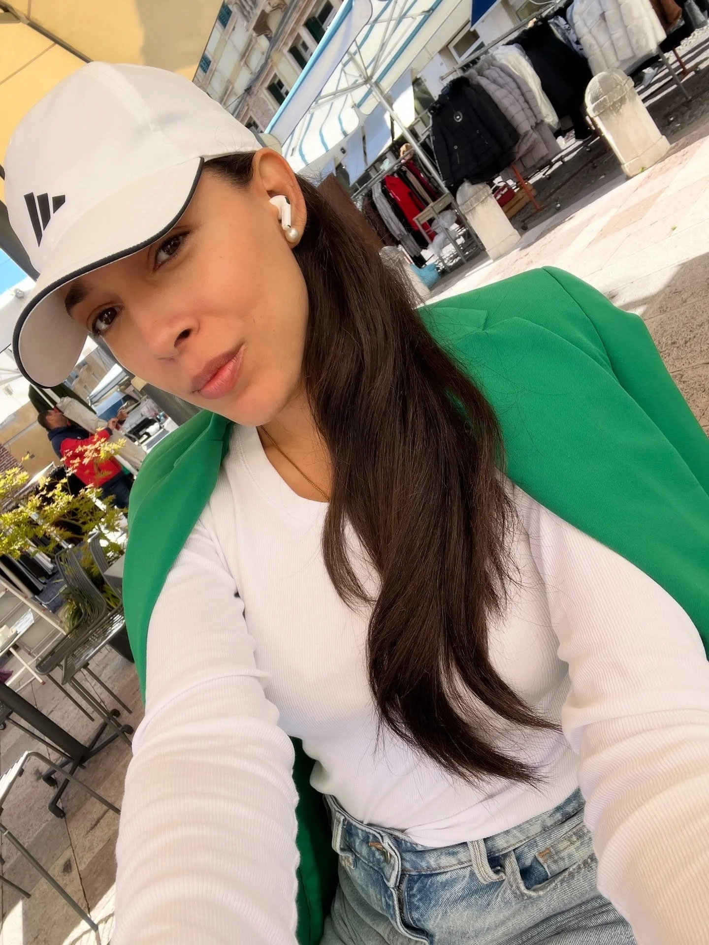 Mi octubre en fotos 📷

Te comparto esto porque a veces pensamos que
&ldquo;cuidarnos&rdquo; o &ldquo;amarnos m&aacute;s&rdquo; tiene que verse de cierta forma.

Pero la verdad es que el amor propio tambi&eacute;n se vive as&iacute;:

En una comida q