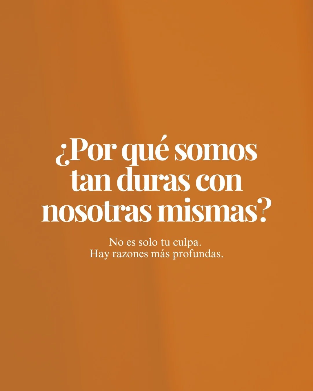 No nacimos siendo tan duras con nosotras. Nos hicimos as&iacute;.
Y casi siempre fue para sobrevivir a lo que vivimos: exigencias, comparaciones, perfeccionismo, miedo a no ser suficientes.

Pero llega un punto en el que la voz que desarrollaste para